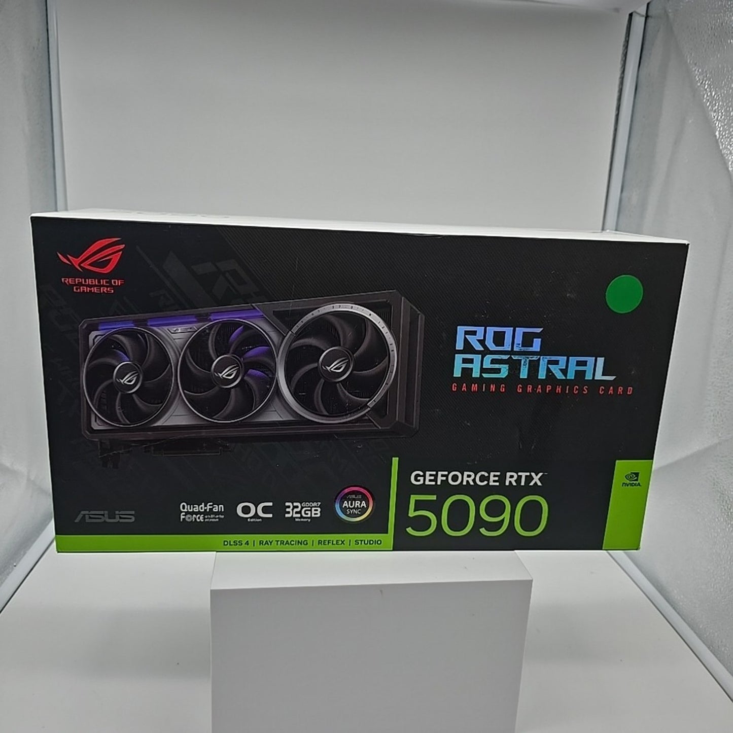 ASUS - ROG Astral NVIDIA GeForce RTX 5090 32GB GDDR7 Gaming Graphics Card (NA)