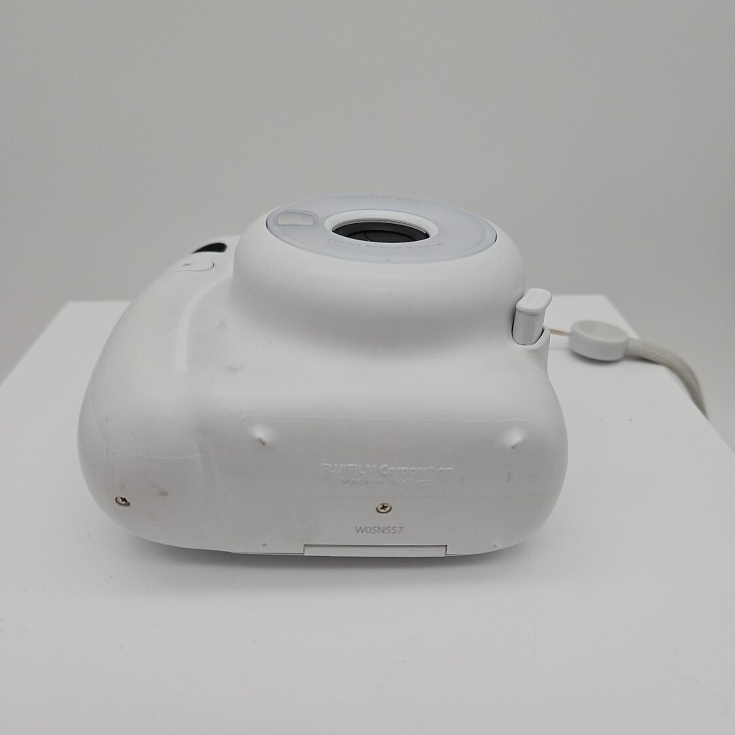 FOR PARTS Fujifilm Instax Mini 11 Instant Film Camera Ice White