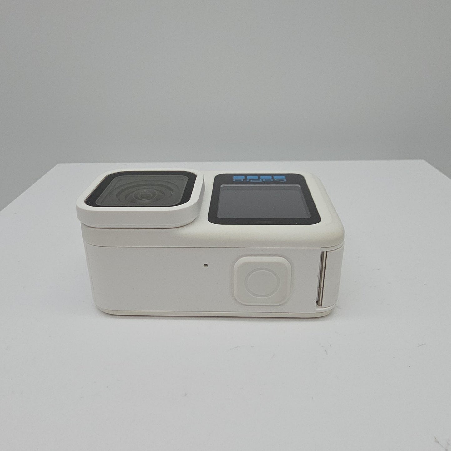 GoPro - HERO13 Black Action Camera - Limited Edition - Polar White
