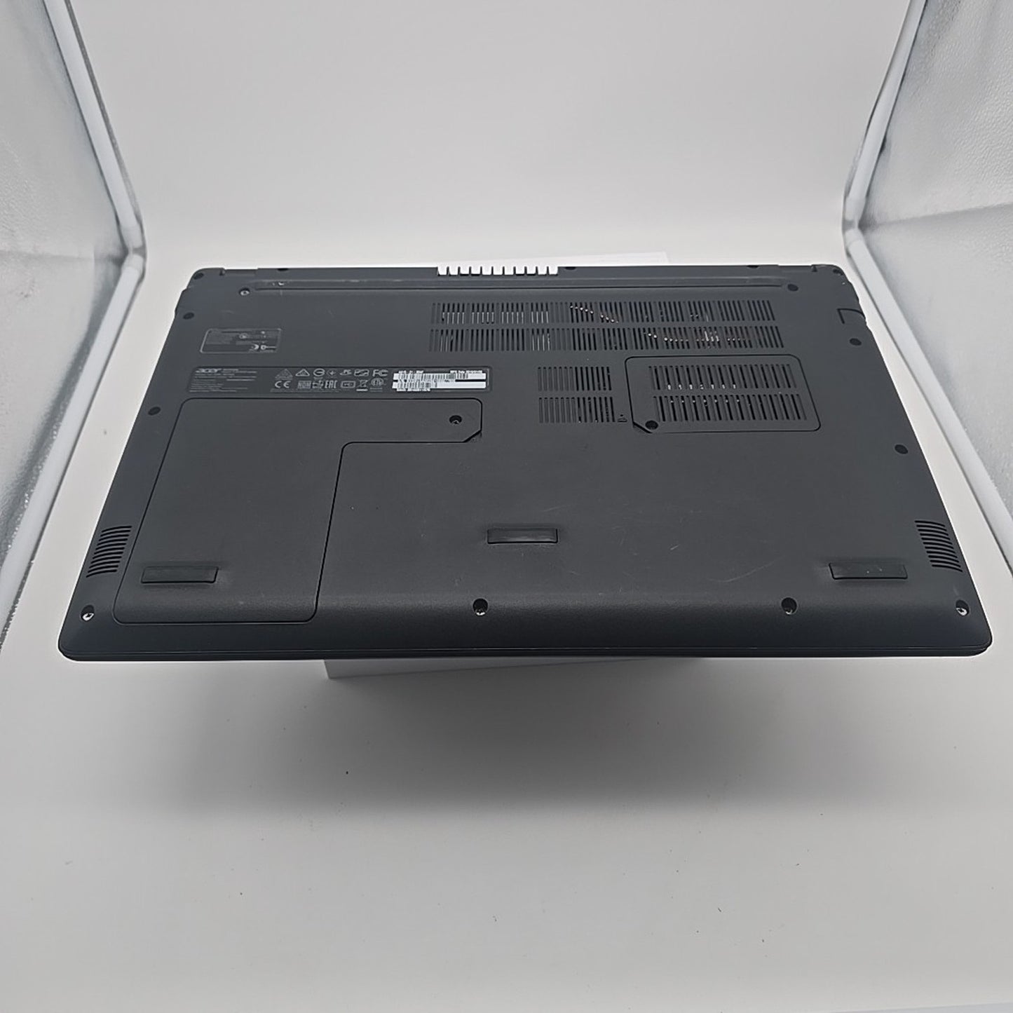 Acer Aspire 3 A315-21-95KF 15.6" 1 TB,AMD A9 3.40 GHz,6 GB + Charger Black