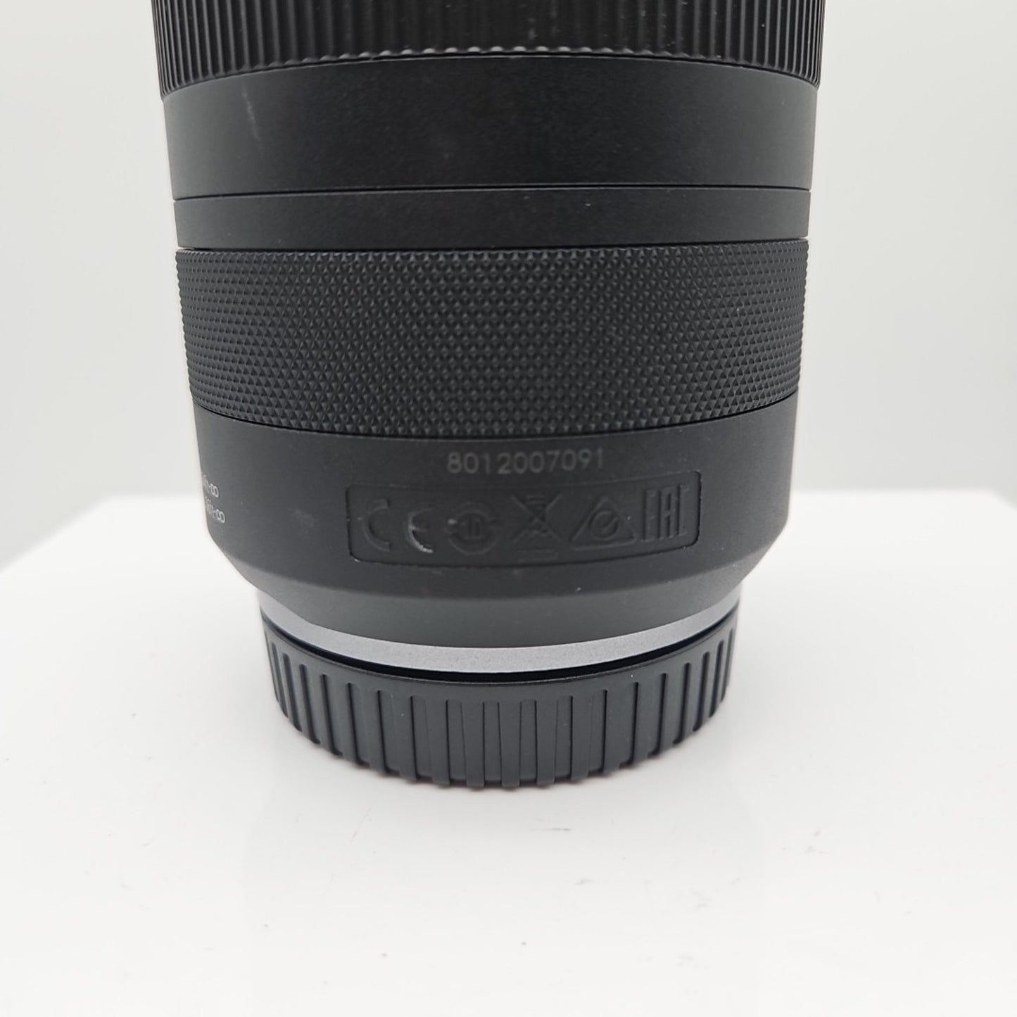 Canon RF 24-240mm f/4-6.3 IS USM Lens CHIPPED RIM