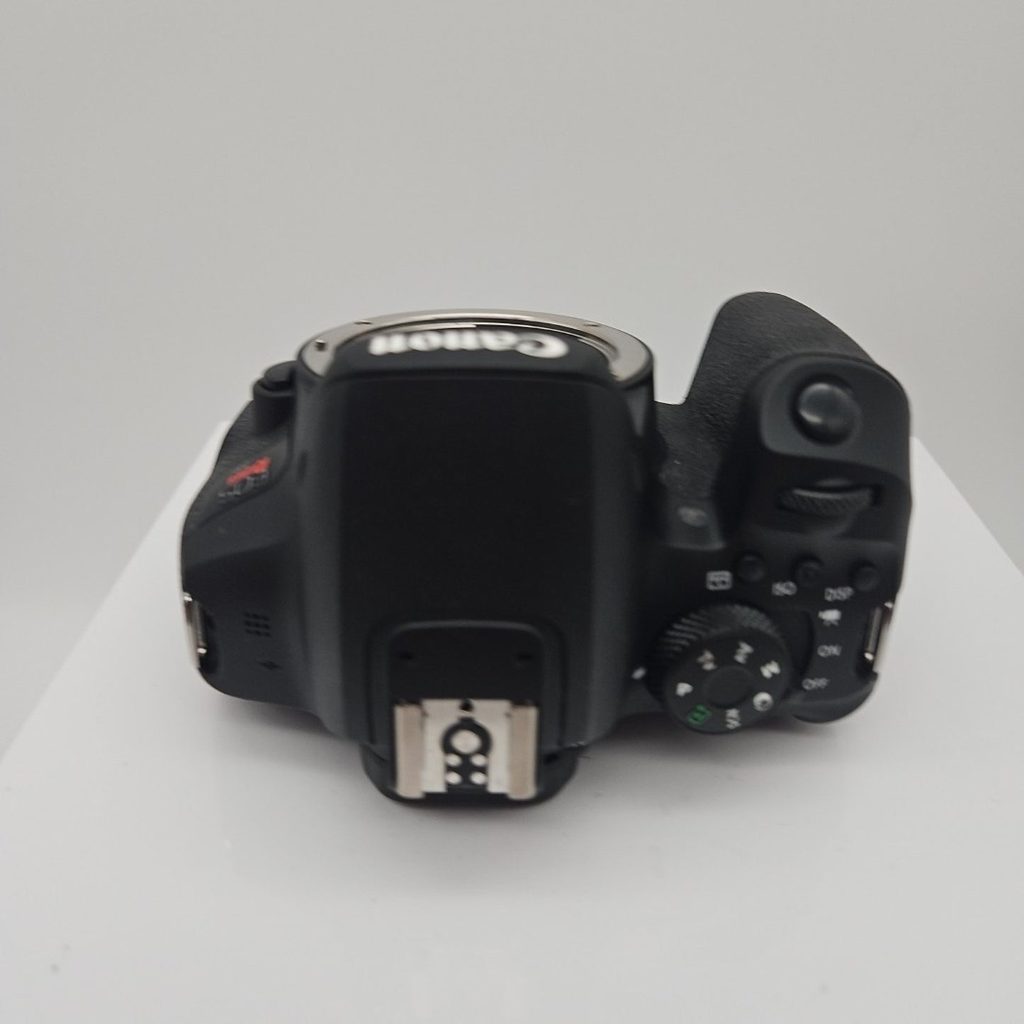 FOR PARTS ONLY Canon EOS Rebel T8i 24.1MP DSLR Camera