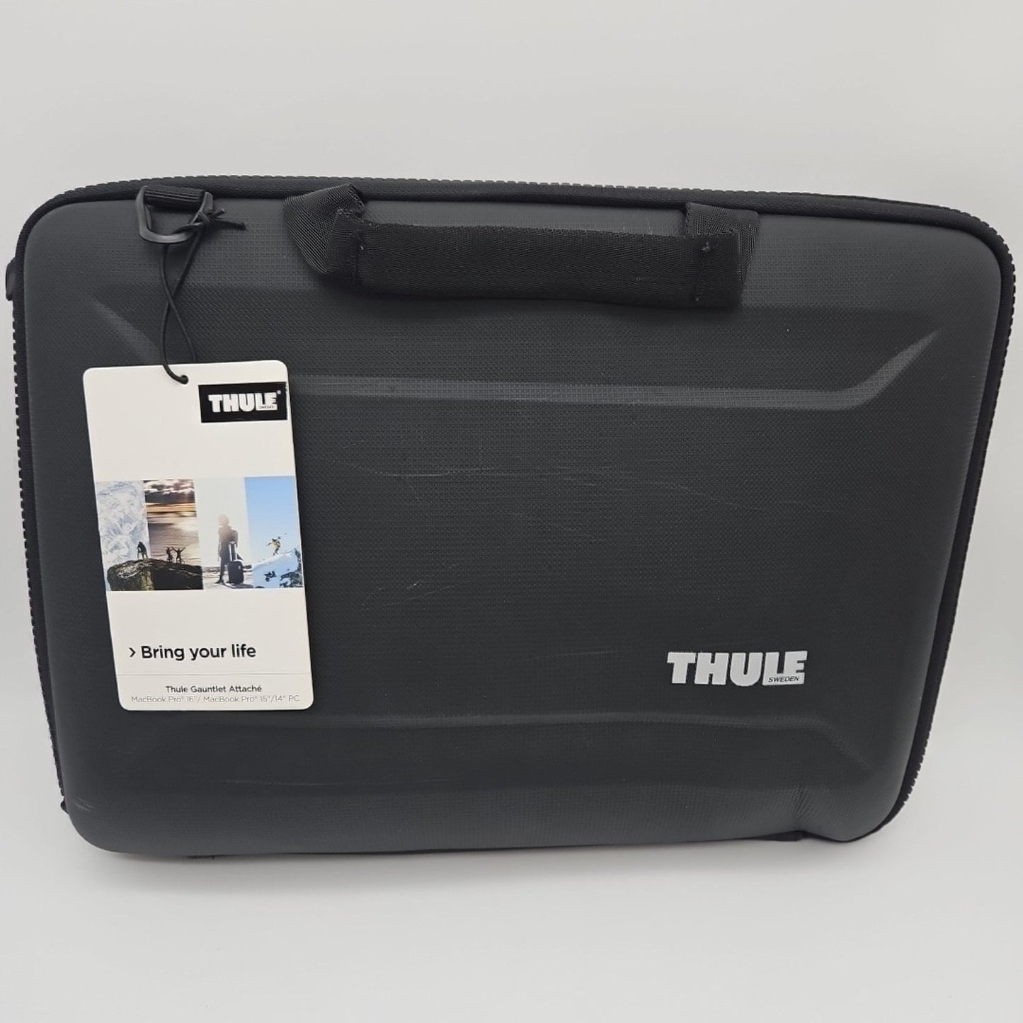 DENTED Thule - Gauntlet 4 Attache Briefcase 16” Apple MacBook Pro Models 14" PC