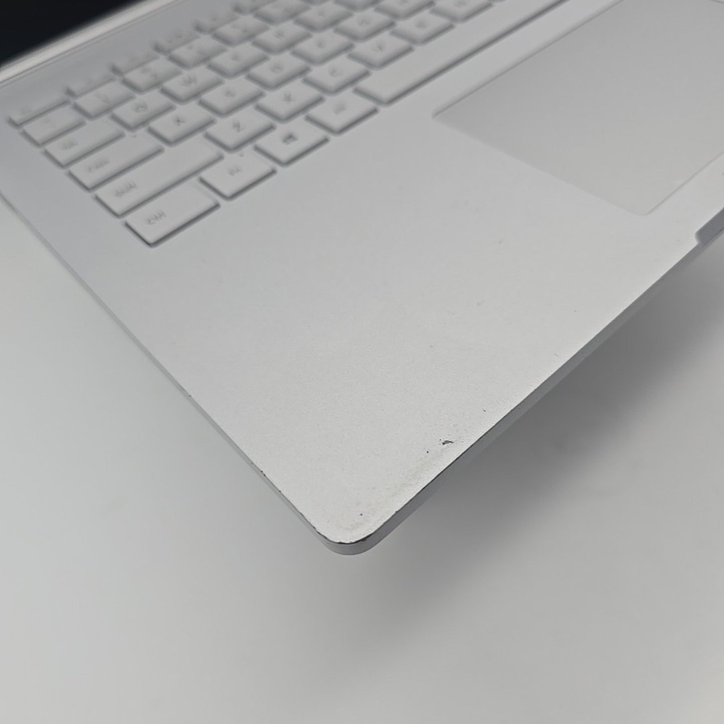 Microsoft Surface Book 3 13.5 QHD+ TOUCH 1.2 GHz i5-1035G7 8GB 256GB SSD L15
