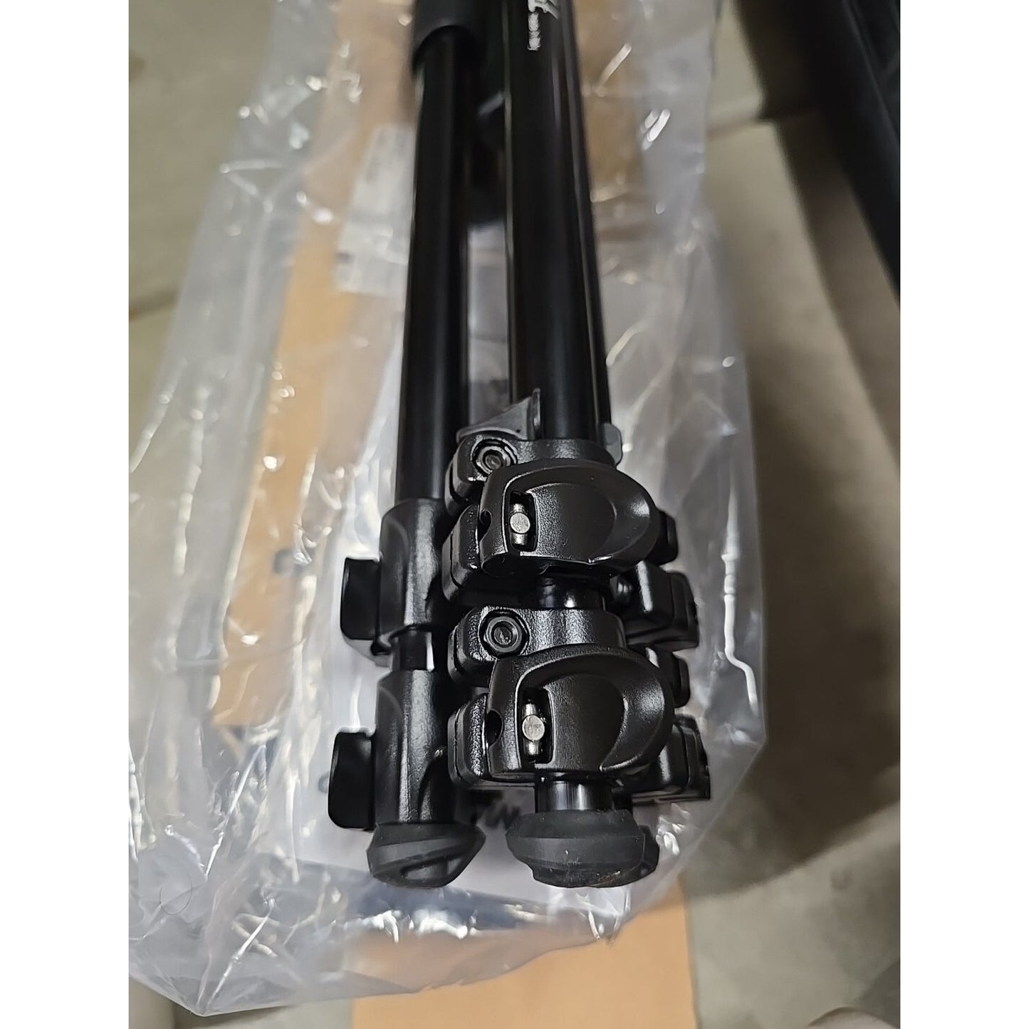 Manfrotto 290 Light Aluminum Tripod with Befree Live Fluid Video Head Kit -...