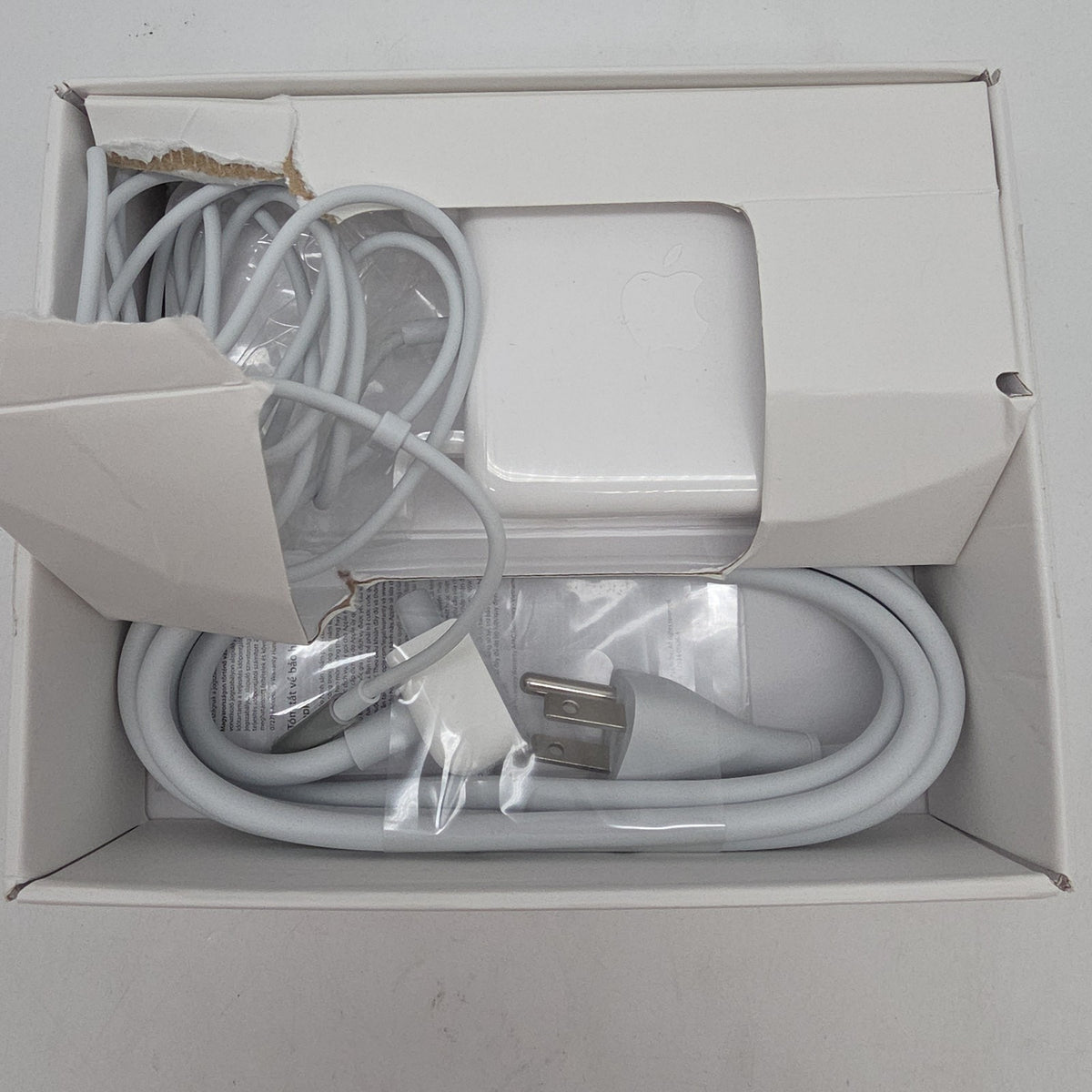 Apple 85W MagSafe Power Adapter A1343 MacBook Pro