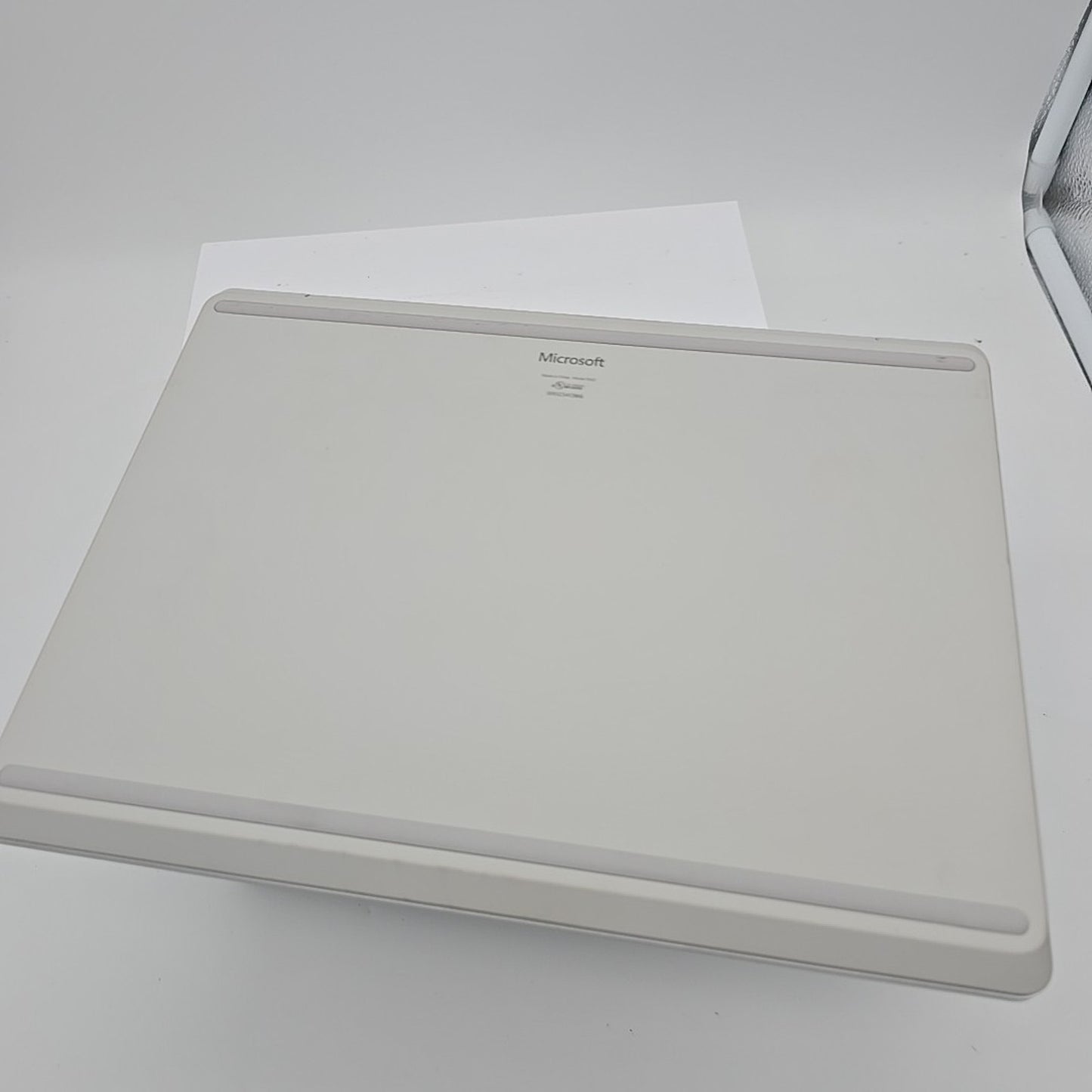 Microsoft Surface Laptop Go-1943-Intel i5-8GB RAM 128GB-PLATINUM L22
