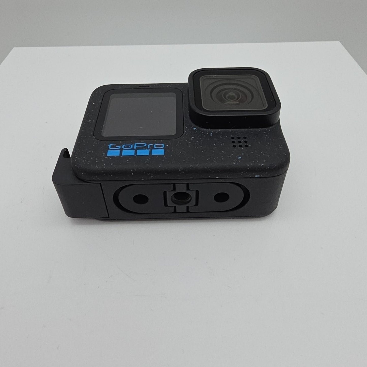 AS-IS GoPro HERO12 Black – Camera Only DEFECT Screen Shatter