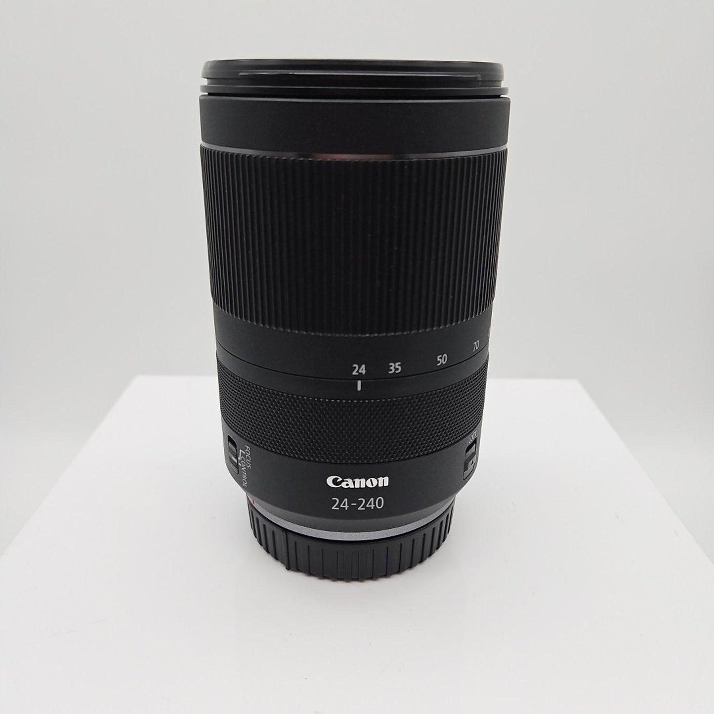 Canon RF 24-240mm f/4-6.3 IS USM Lens COSMETIC CRACK