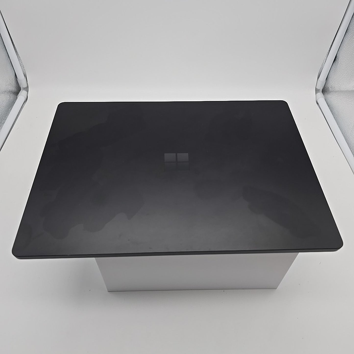 Microsoft Surface Laptop 3 13.5” Touchscreen, i7, 16GB RAM, 512GB - L38