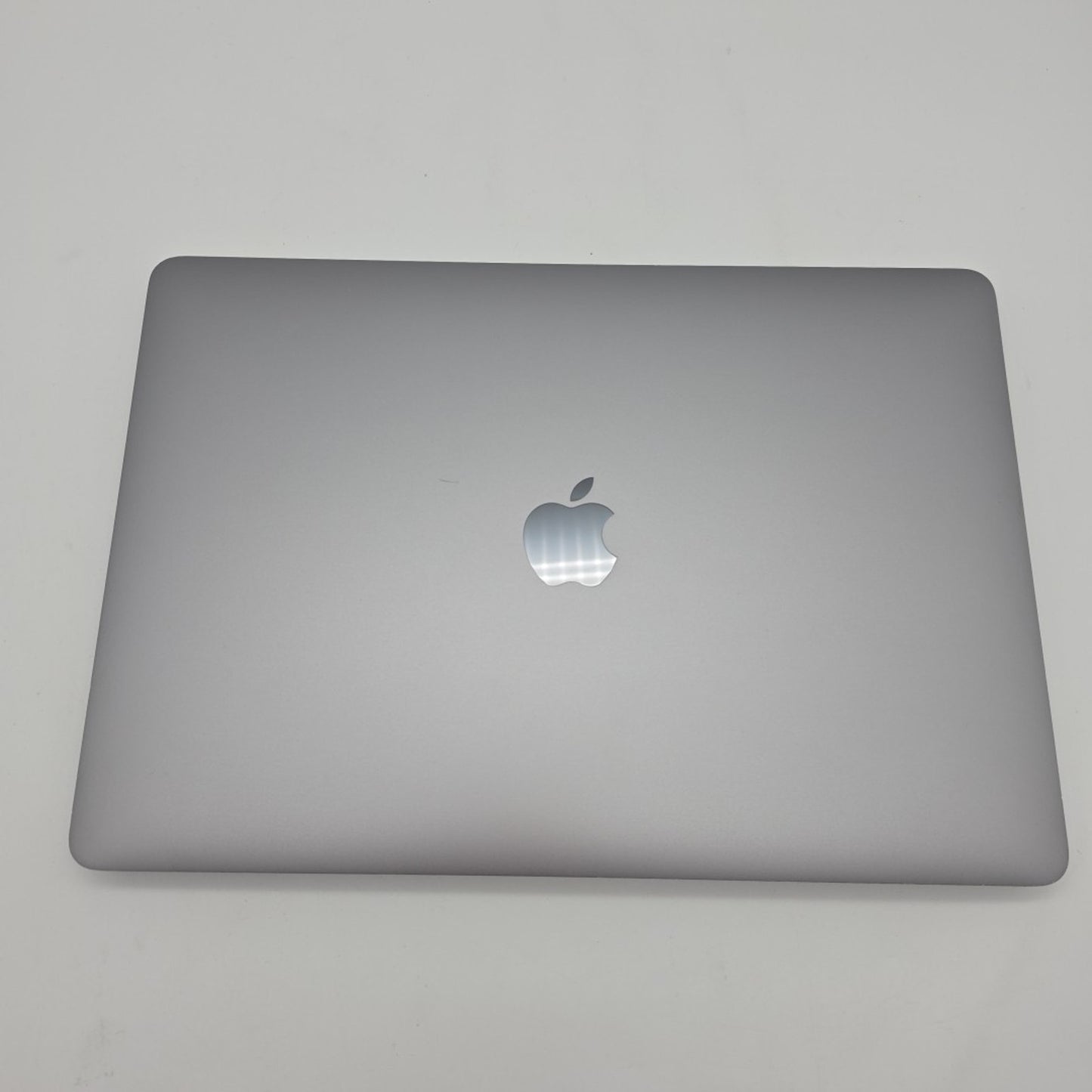 Apple MacBook Pro 13" 2020 A2338 M1 8/8GPU 3.2GHz 8GB 256GB MYDA2LL/A L141