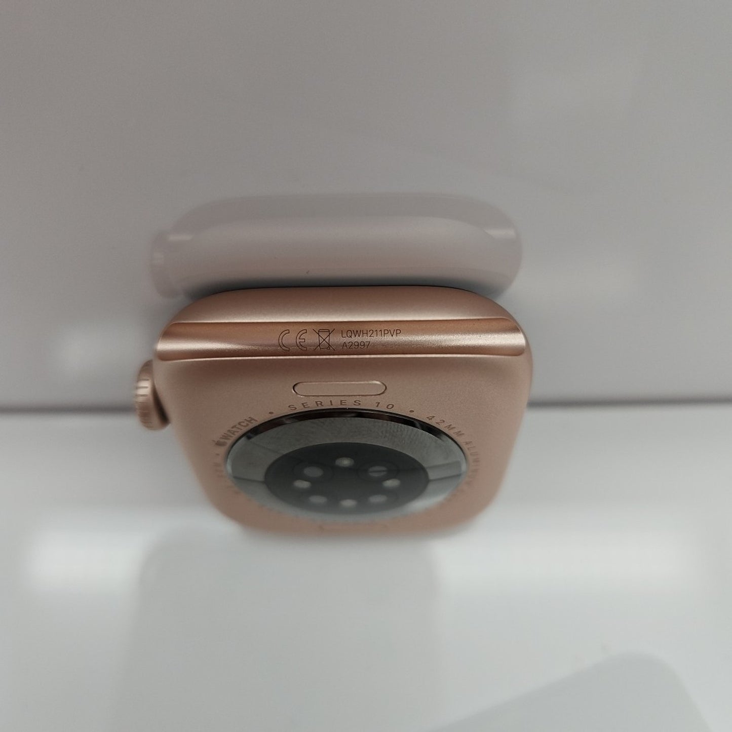 Apple Watch Series 10 42MM Aluminum A2997 GPS Only