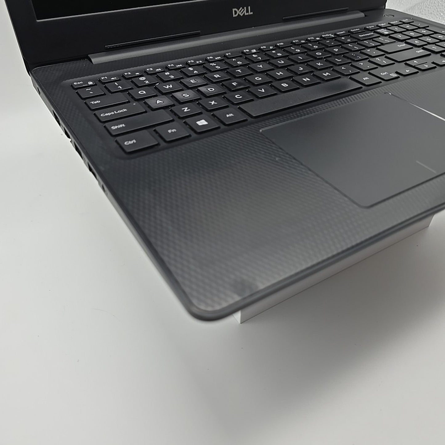 Dell Inspiron 3583 p86f002 15" i3-8145U 2.1GHz 8GB RAM 128GB L33