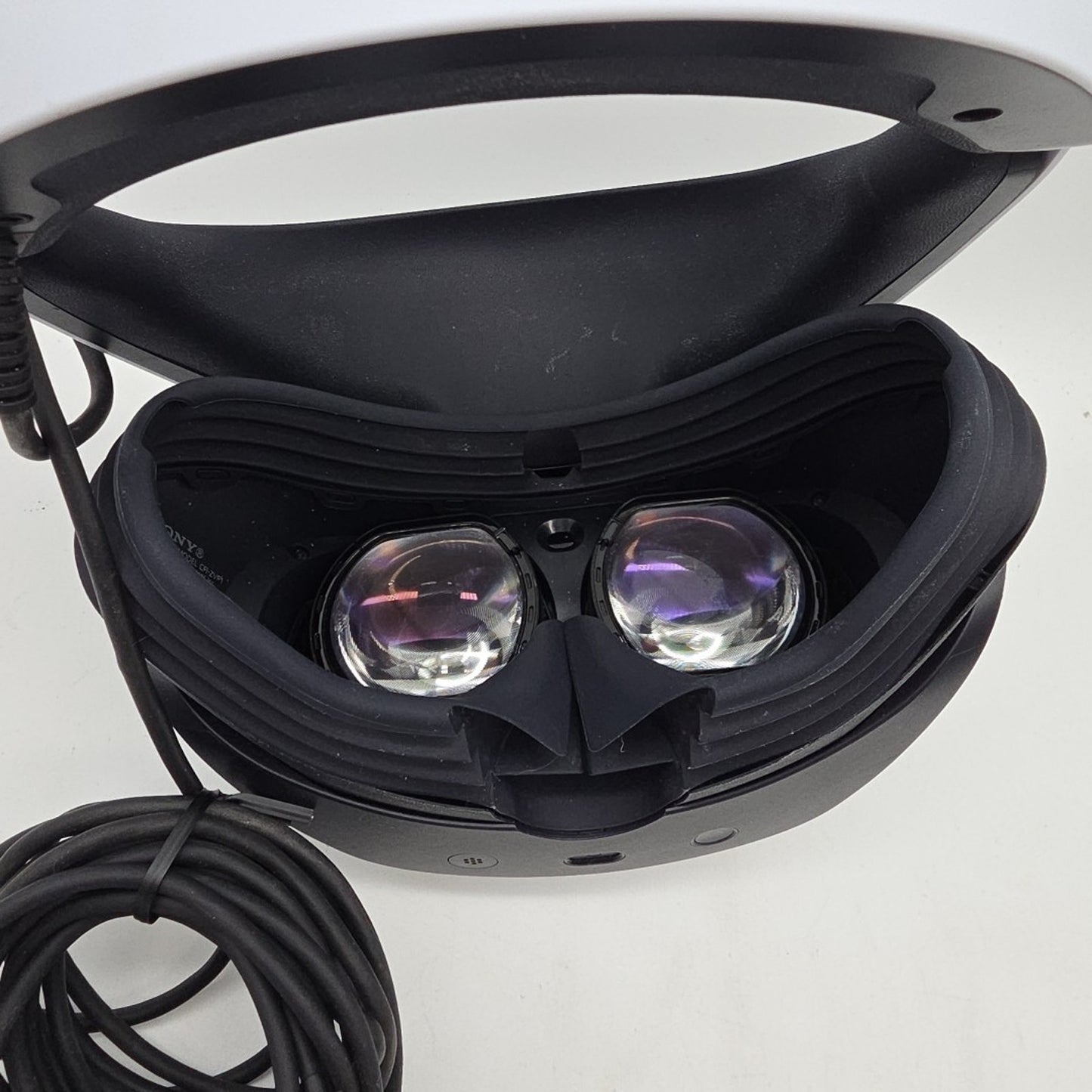 Sony PlayStation PS5 VR2 HEADSET ONLY - CFI-ZVR1 - NO CONTROLLERS- SMOKE SCENT