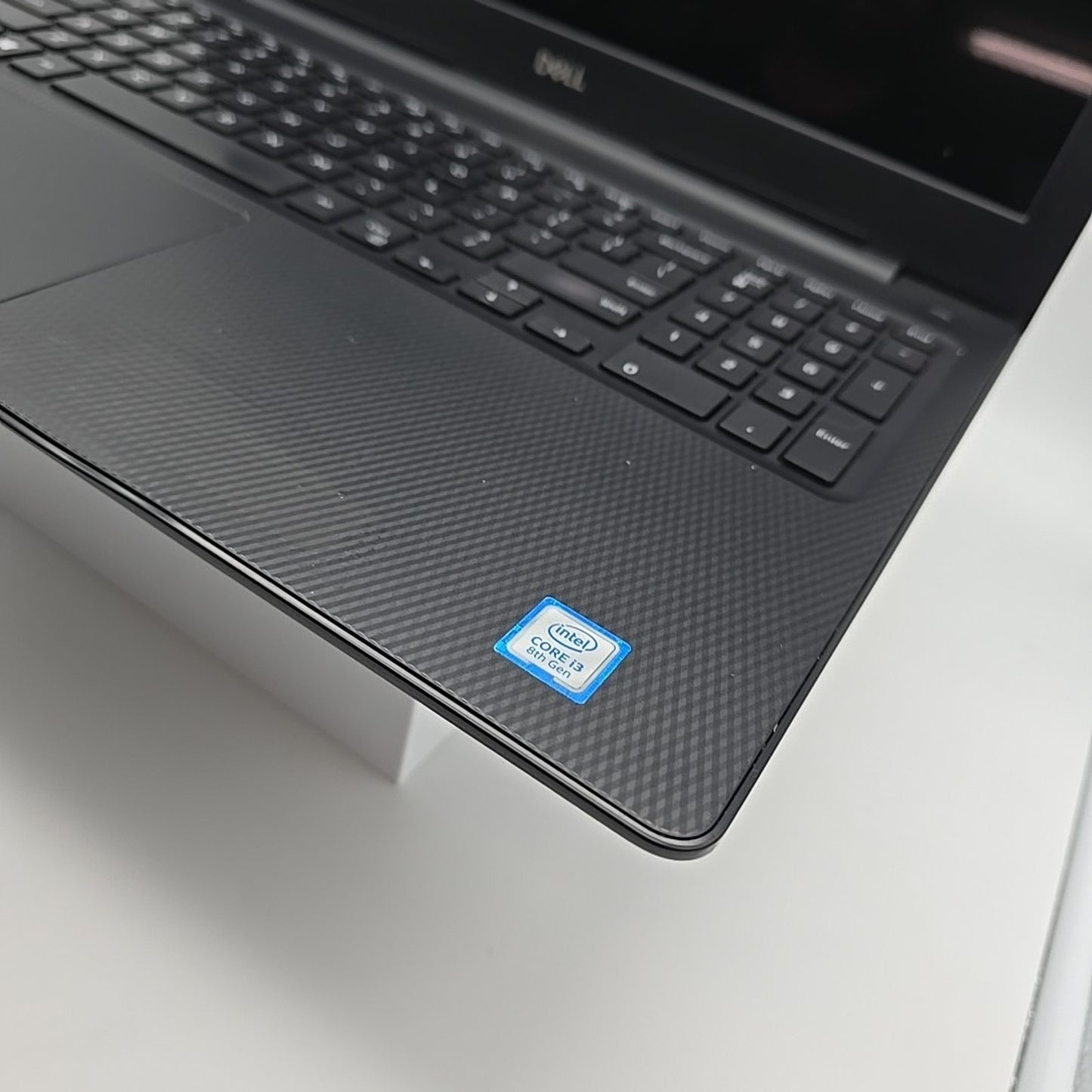 Dell Inspiron 3583 p86f002 15" i3-8145U 2.1GHz 8GB RAM 128GB L33