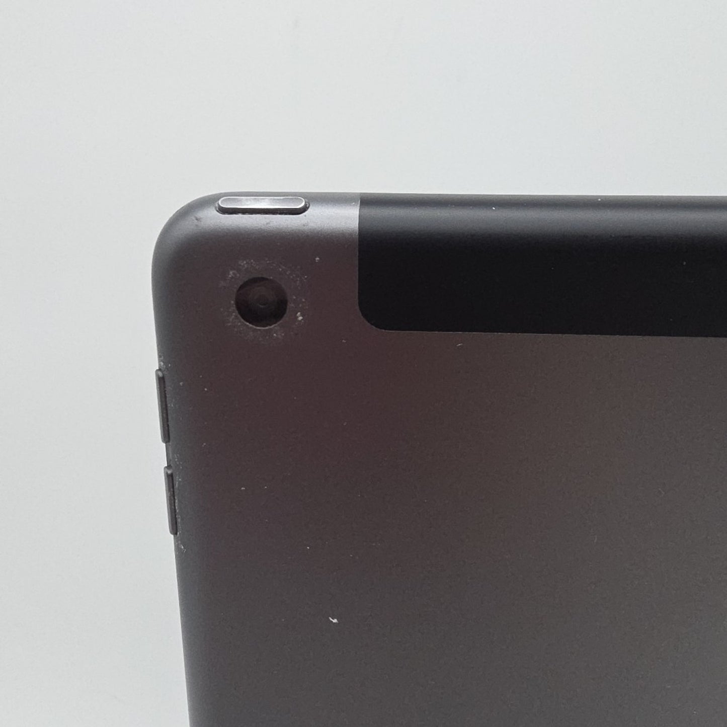 Apple iPad 9th Gen. 10.2" A2603 64GB Wifi Cellular Unlocked Space Gray 30Y6