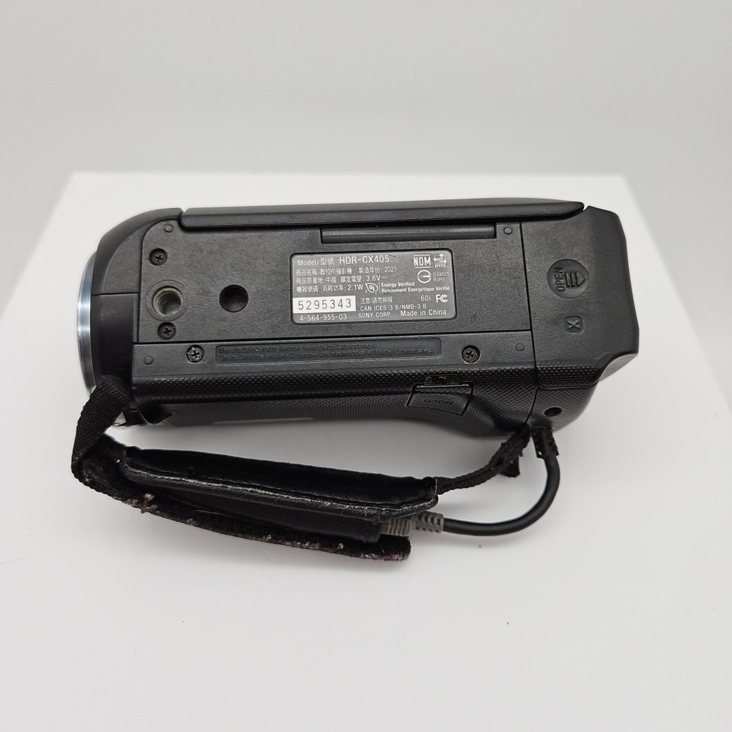 Sony HDR-CX405 Handycam HD 1080p Camcorder With Exmor R CMOS Sensor CRACK