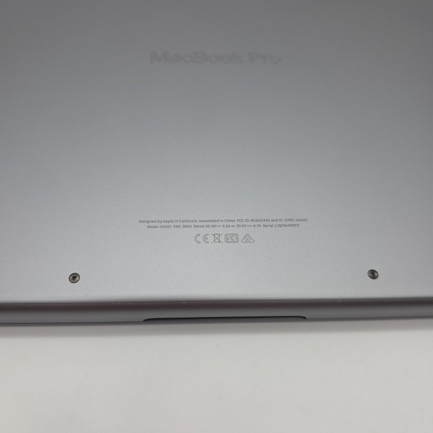 Apple MacBook Pro 14" M1 Pro Chip 512GB 16GB Space Gray MKGP3LL/A 2021 L113