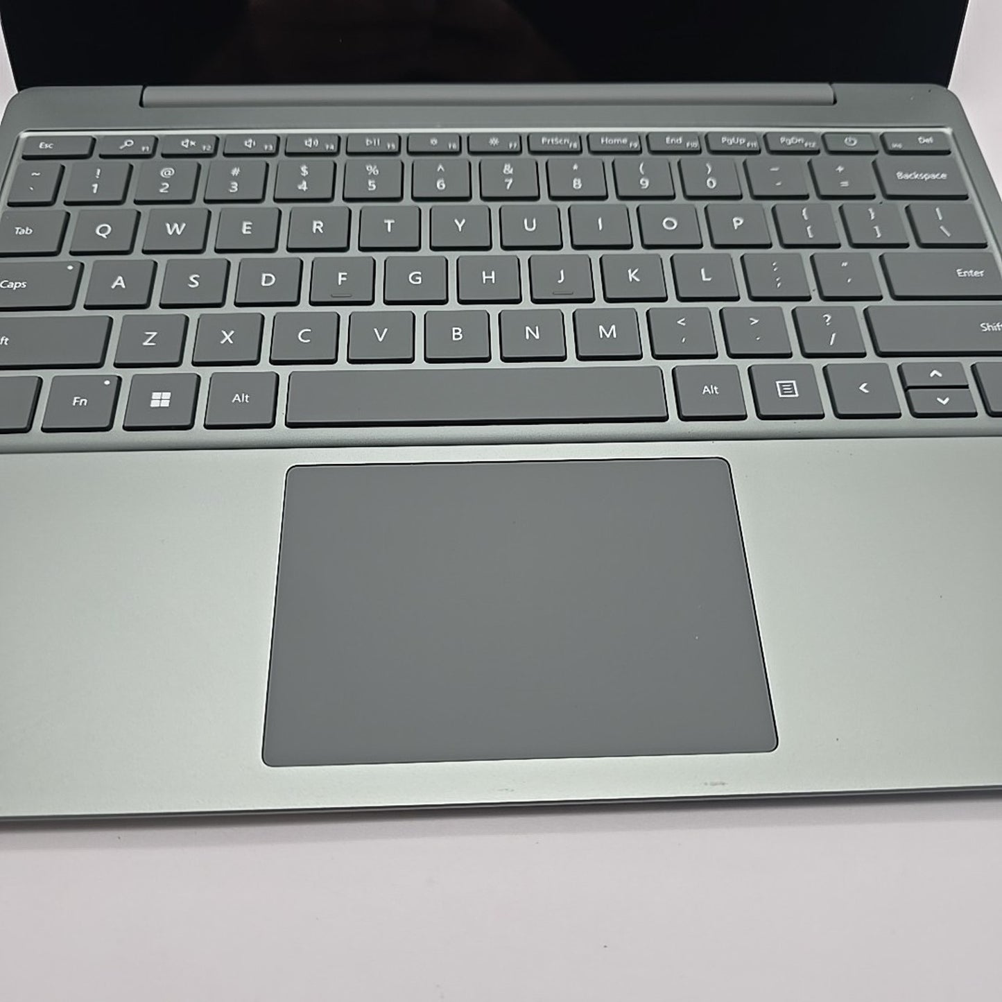 Microsoft Surface Laptop Go 3 12.4" Intel Core i5-1235U 8GB 256GB SSD Sage L53