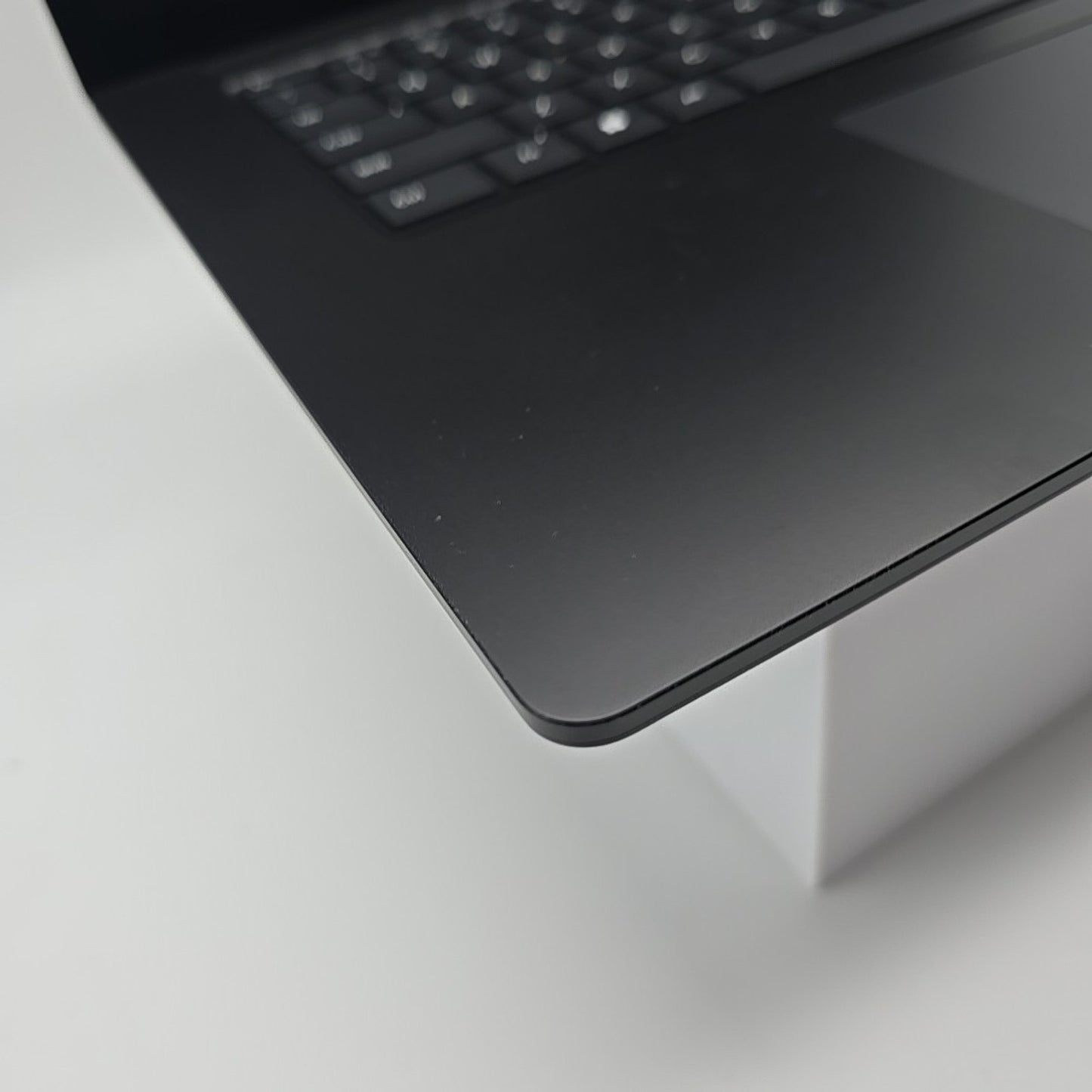 Microsoft Surface Laptop 5 15" i7-1255U 16GB RAM 512GB SSD Black RKL-00001 L29