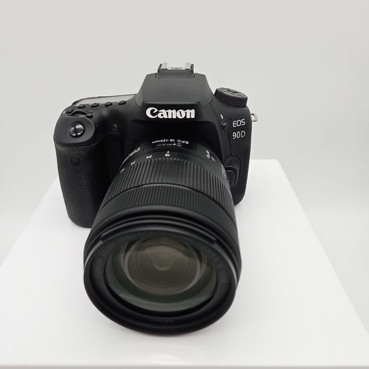 Canon EOS 90D DSLR Camera With Efs 18-135mm Lens SN5031