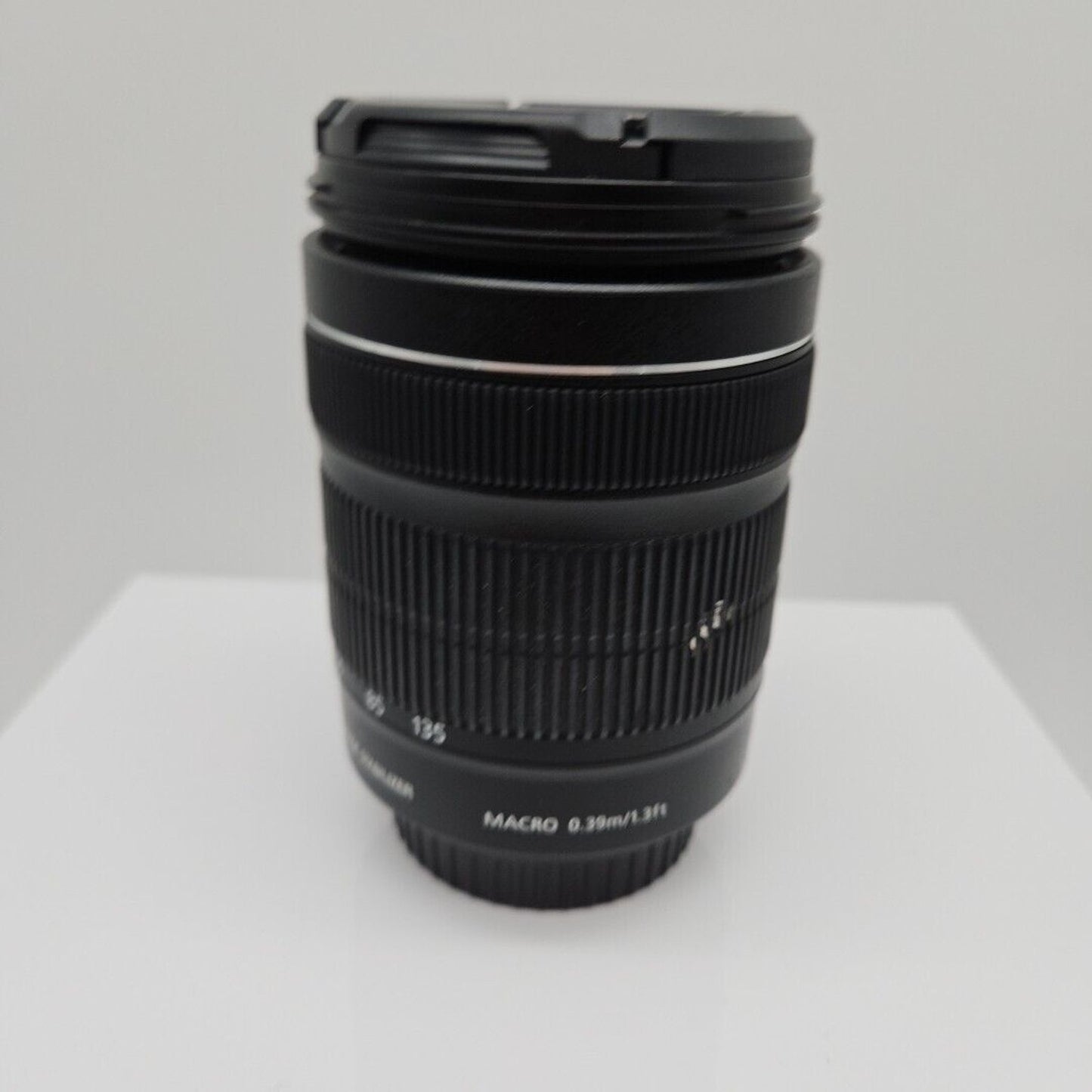 Canon EF-S 18-135mm f/3.5-5.6 IS Standard Zoom Lens