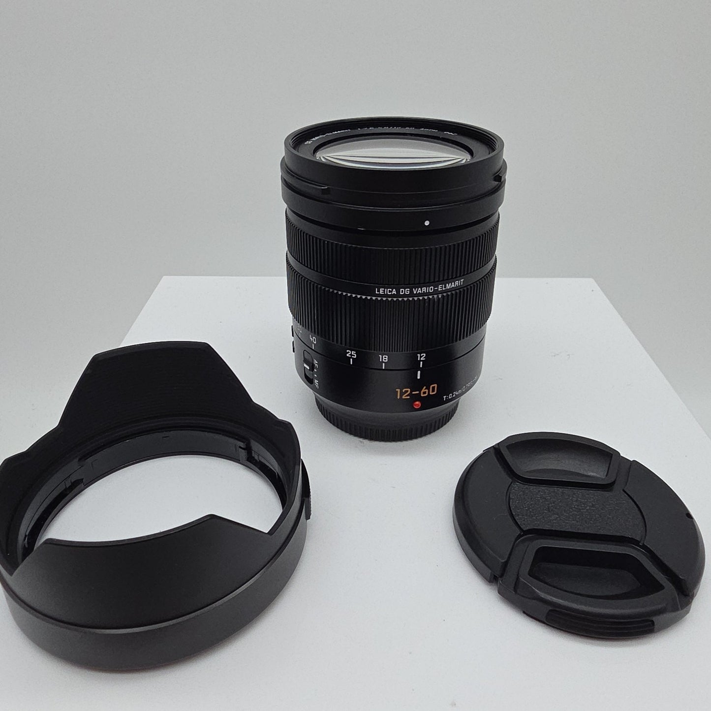 Panasonic Leica DG Vario-Elmarit 12-60mm f/2.8-4.0 ASPH Power O.I.S. SN 6565