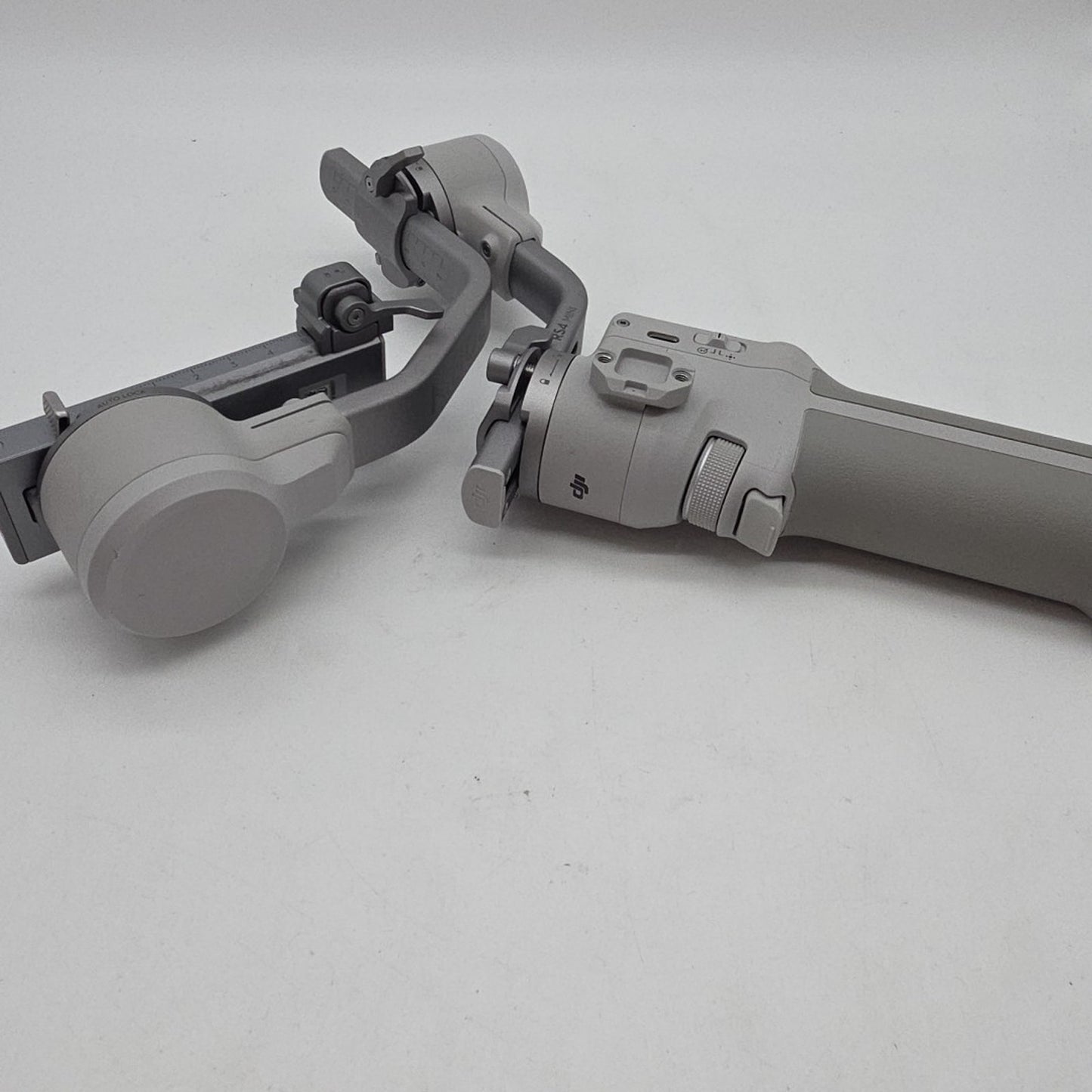 DJI RS 4 Mini Gimbal Stabilizer for Camera NO ACCESSORIES
