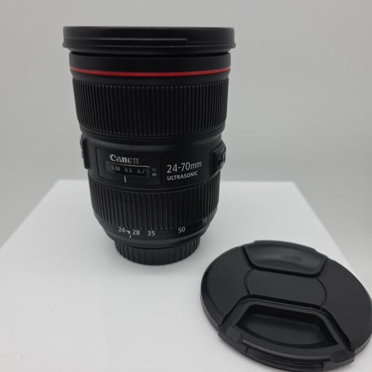 Canon EF 24-70mm 70 f/2.8L f/2.8 f2.8L f2.8 L II USM