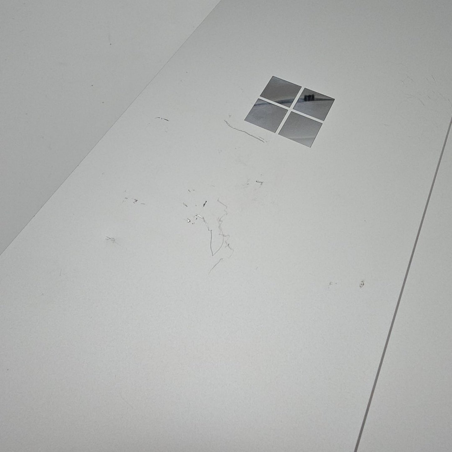 Microsoft - Surface Laptop Studio 2 - 14.4"- Intel Core i7 - 16GB - Rtx4050 L79