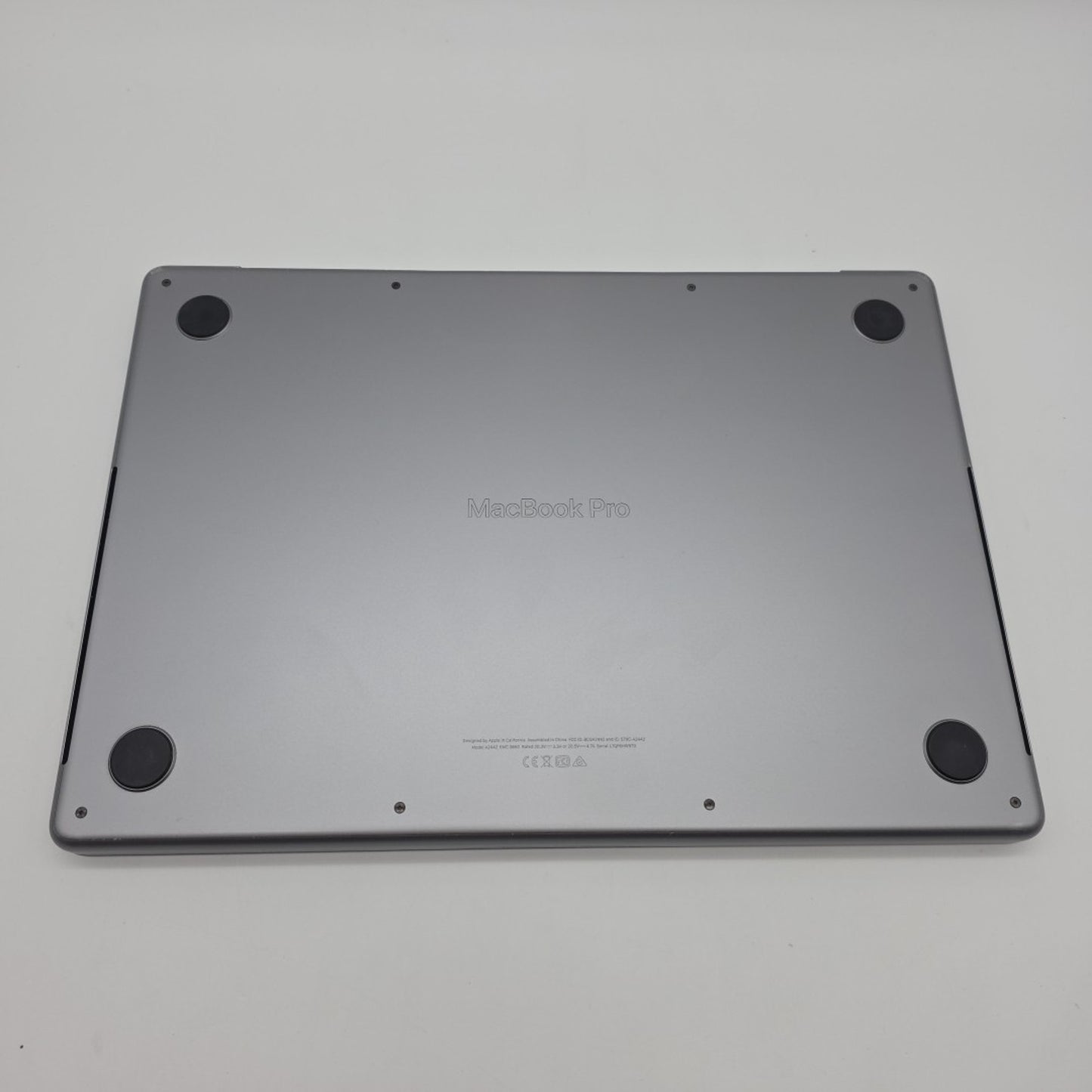 Apple MacBook Pro 14" M1 Pro Chip 512GB 16GB Space Gray MKGP3LL/A 2021 L113