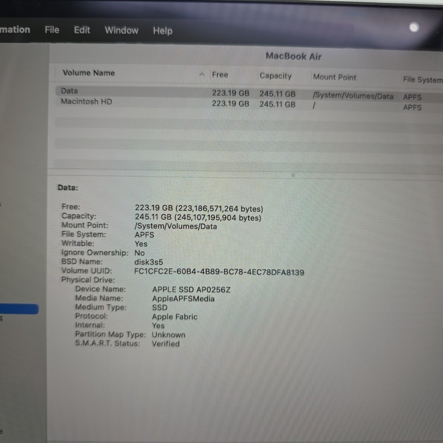 Apple MacBook Air 13.6" (256GB SSD, M2, 8GB) Laptop MLXW3LL/A L136