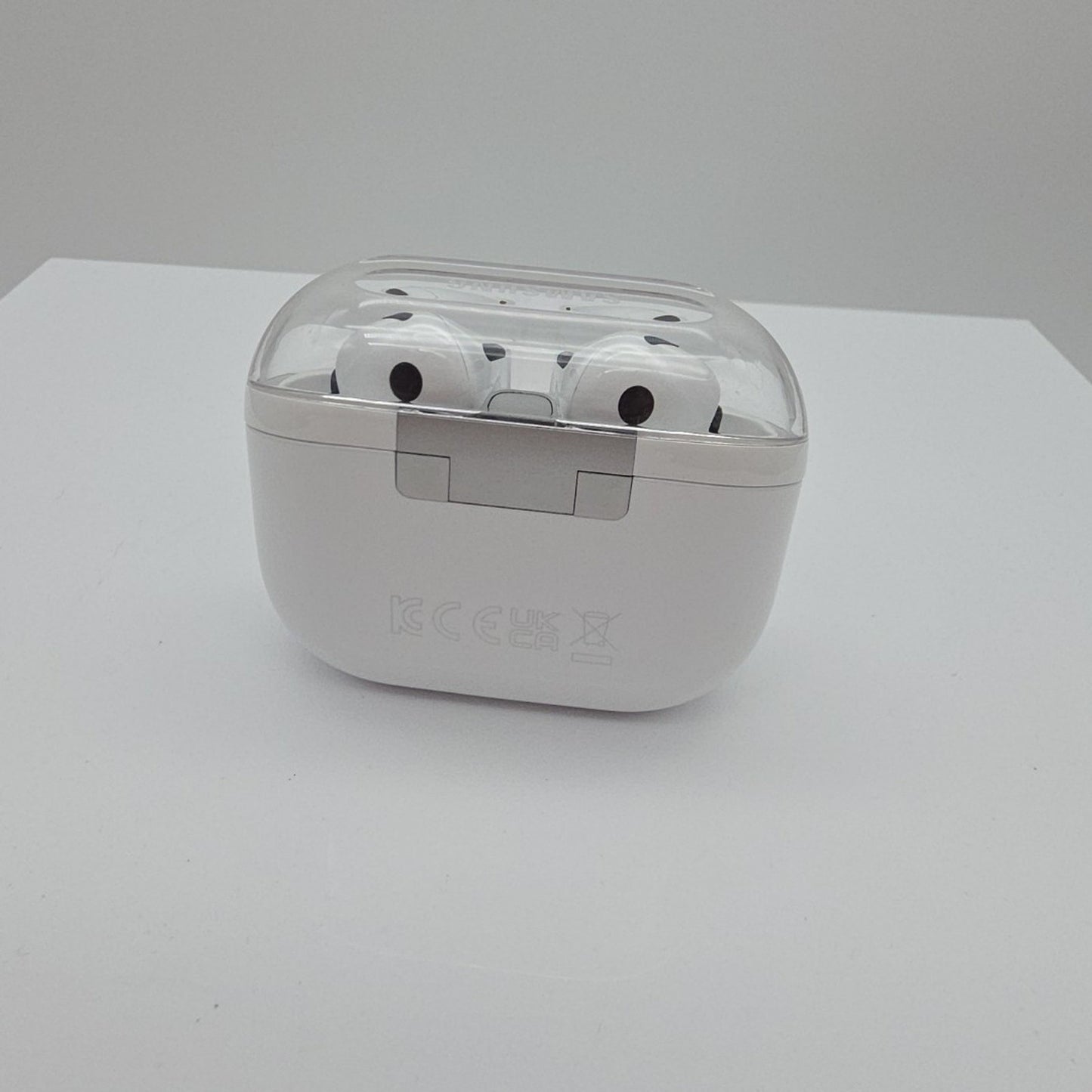 Samsung Galaxy Buds3 Pro SM-R630 Wireless Earbud Headphones - White CRACK