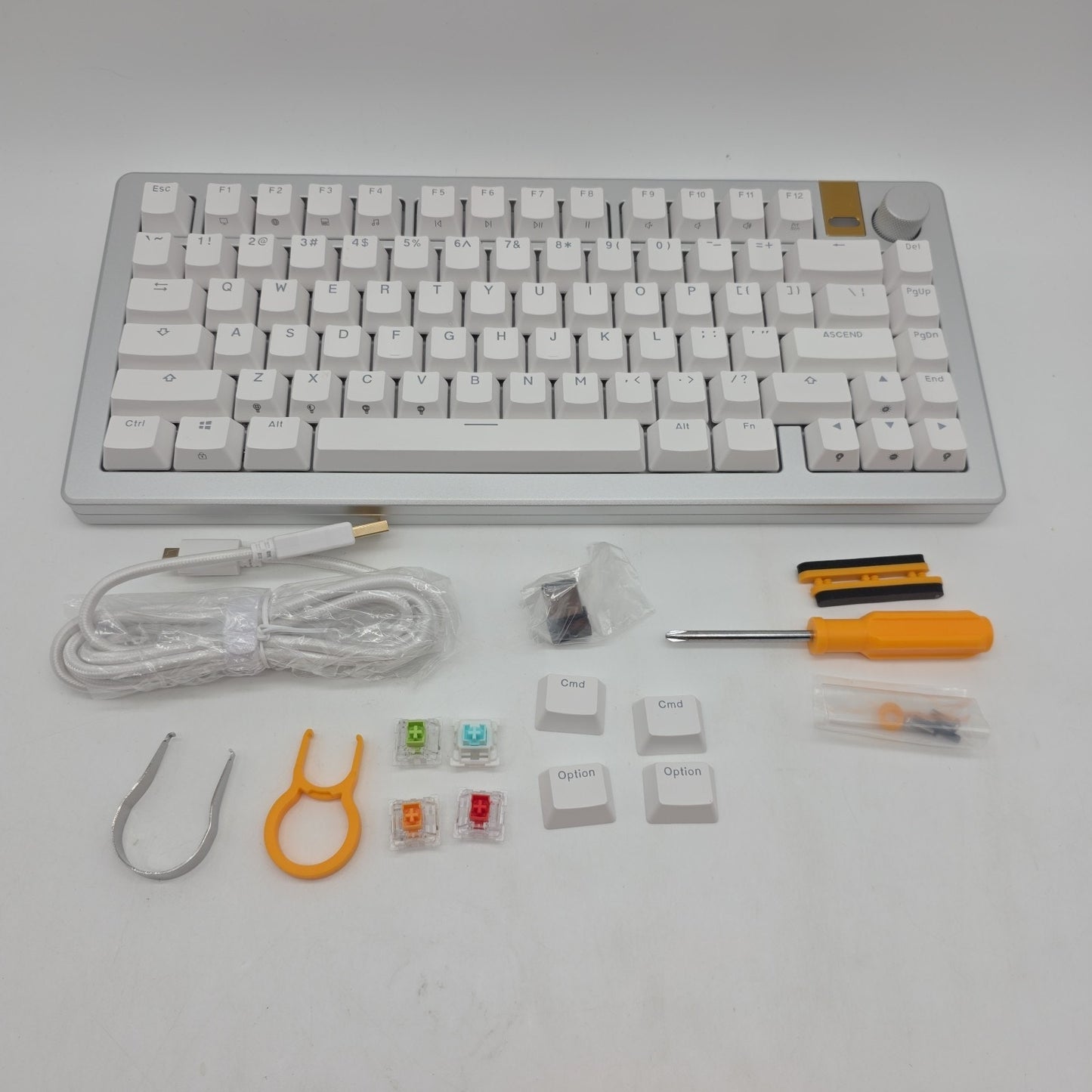 Glorious GMMK 3 PRO HE 75% Wireless Gaming Keyboard - Silver, Hall-Effect Switch