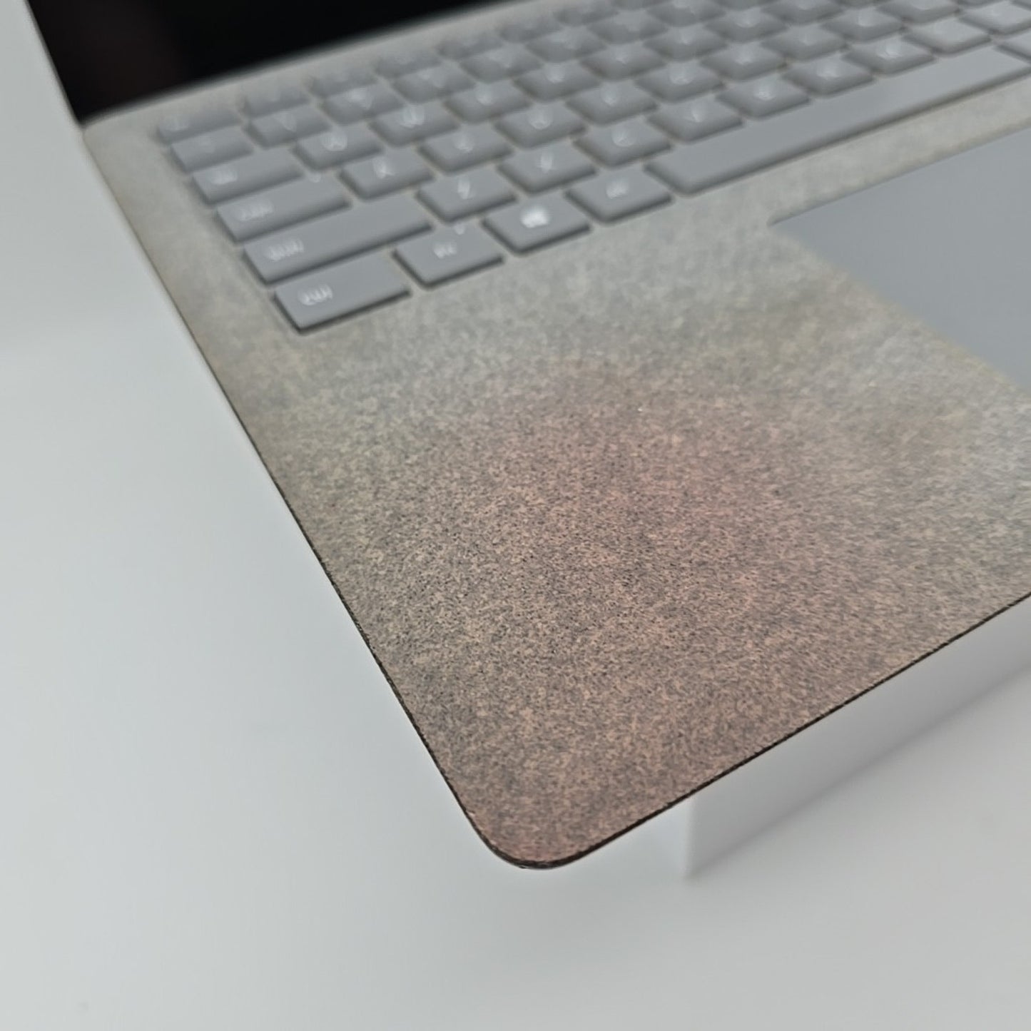 Microsoft Surface Laptop i7-7660U/8GB/256GB Platinum L5
