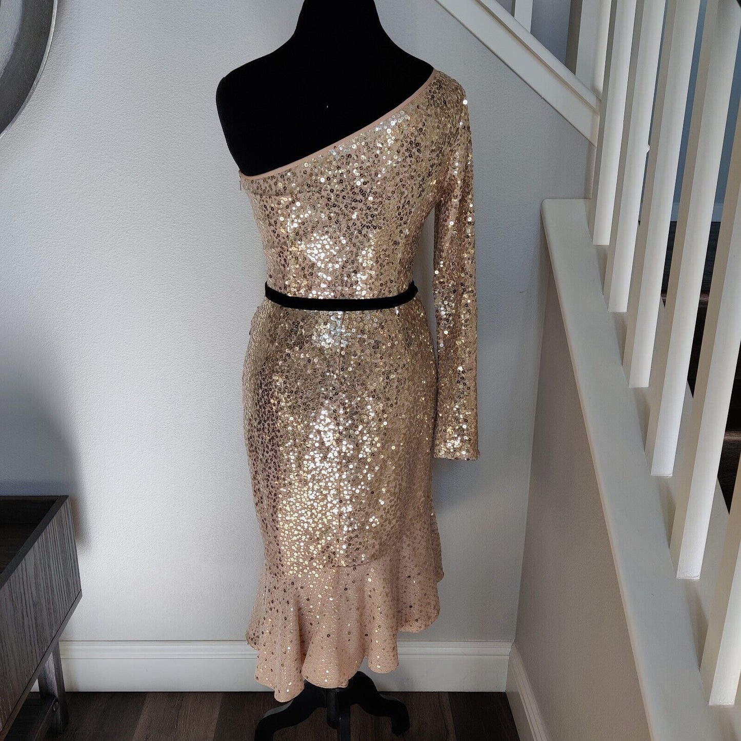 Marchesa Notte Dress Size 4 Champagne Gold Sequin One Shoulder