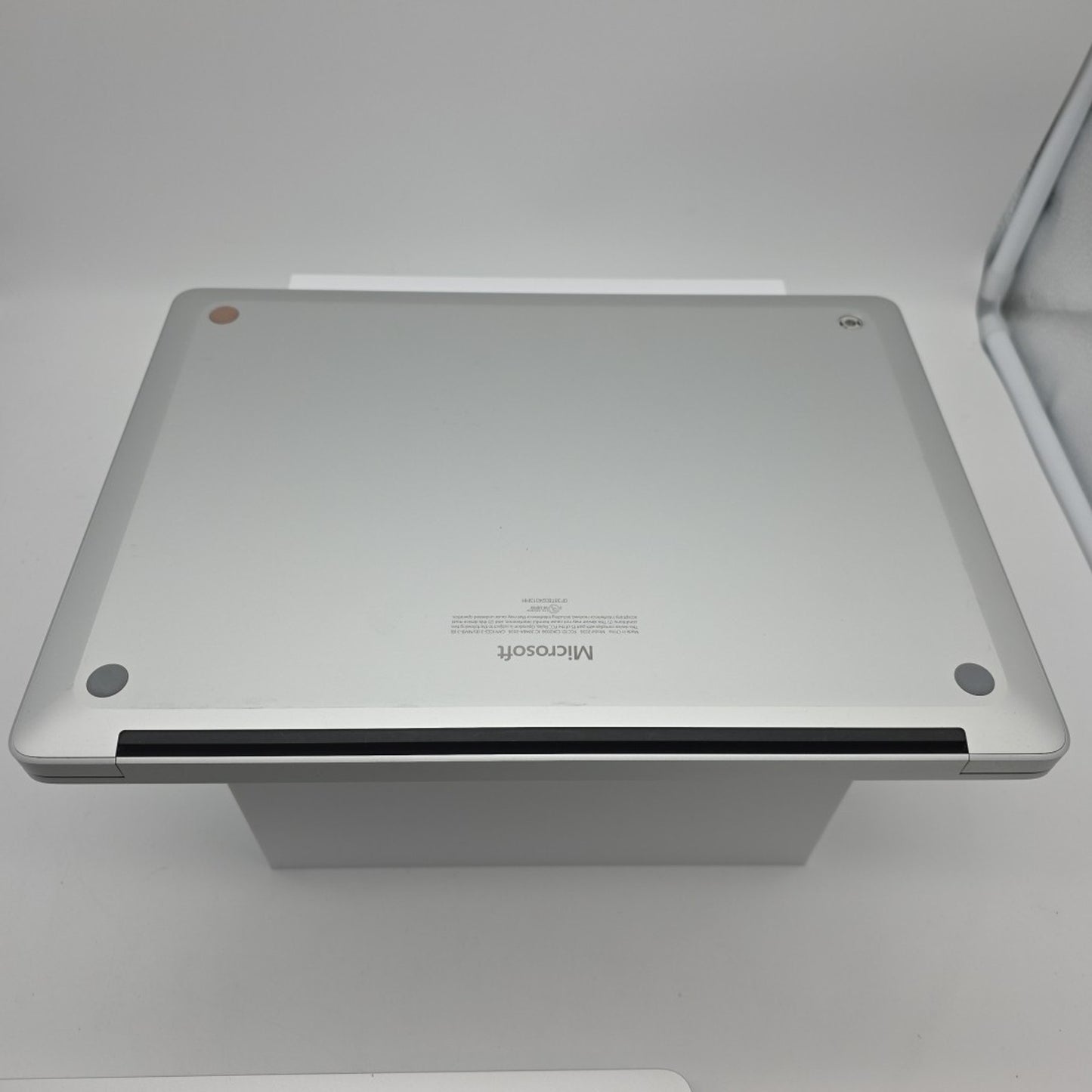 Microsoft Surface Laptop 2024 13.8" Touch, 16GB, 512GB - Platinum L83