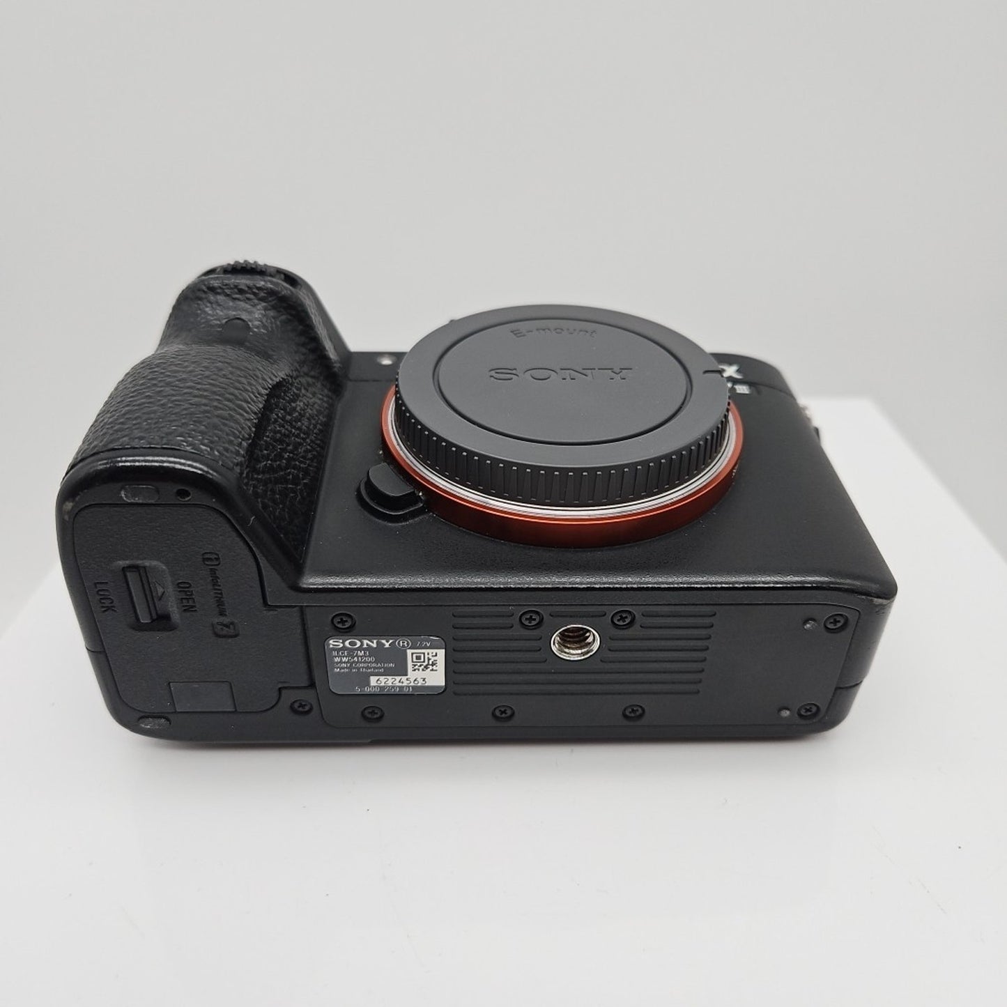 Sony Alpha a7 III 4K 24MP Full-Frame Mirrorless Body Only SN4563