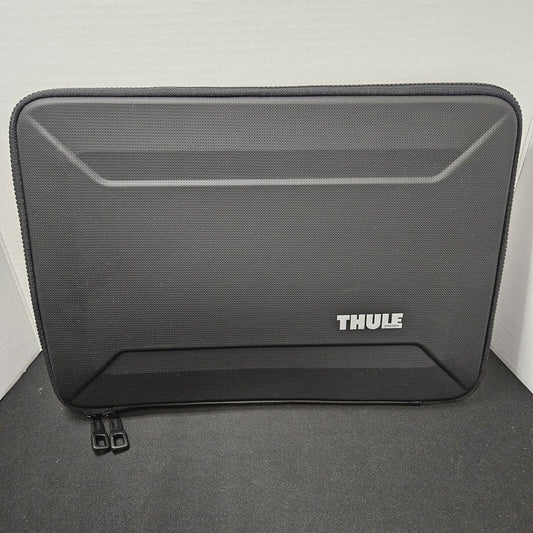 Thule Gauntlet Sleeve for 16''-15'' MacBook Pro Laptop 3204523 Black