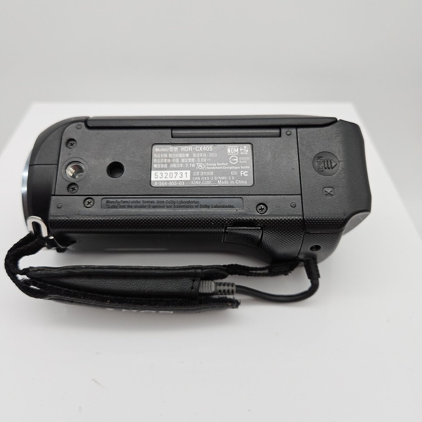 Sony HDR-CX405 Handycam HD 1080p Camcorder With Exmor R CMOS Sensor