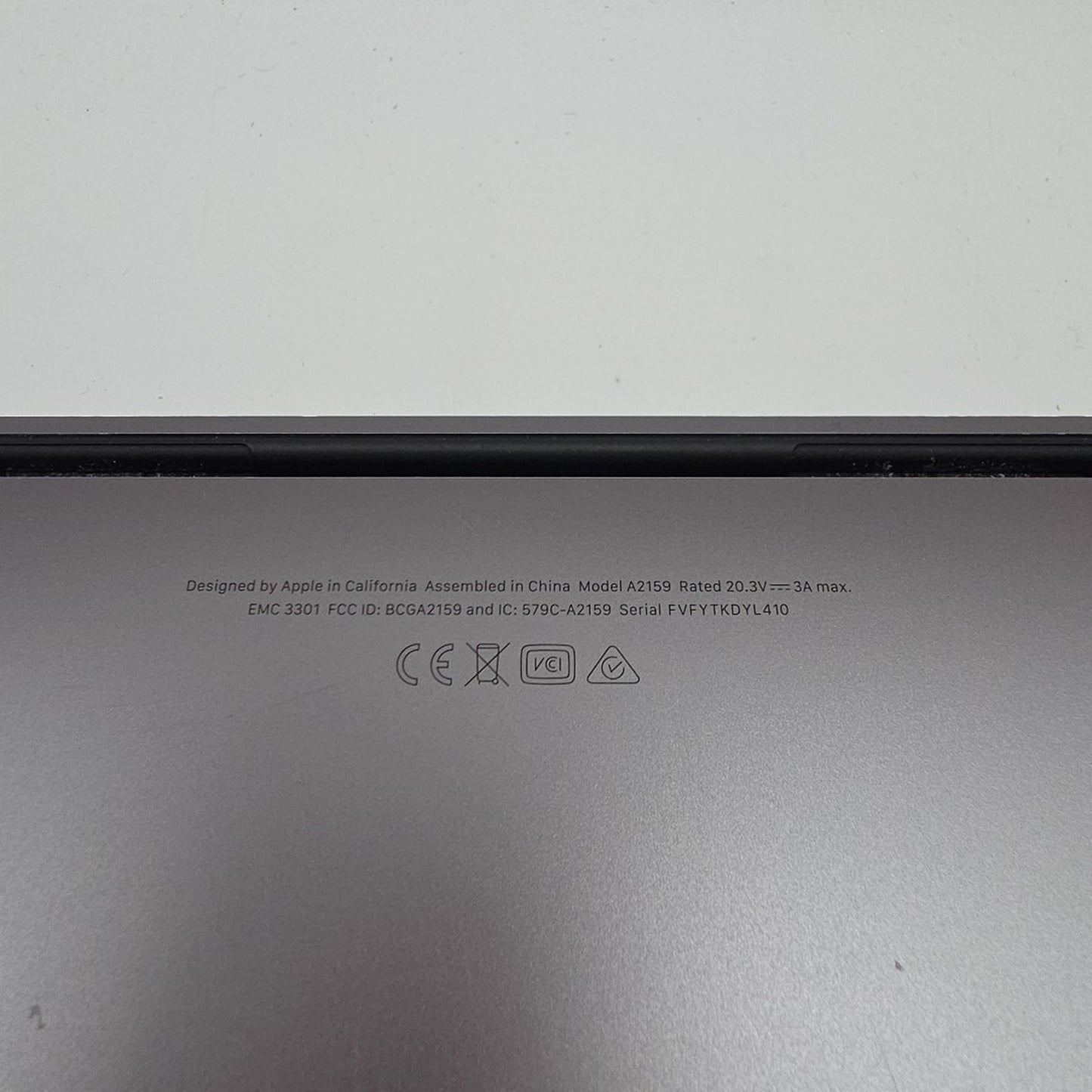 2019 Apple MacBook Pro 13.3" i5 1.4GHz 8GB RAM 256GB SSD A2159 l192