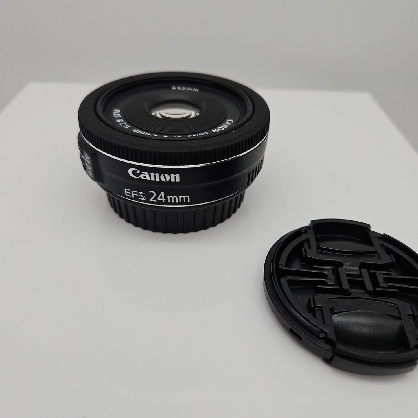 Canon EF-S 24mm f/2.8 STM Lens
