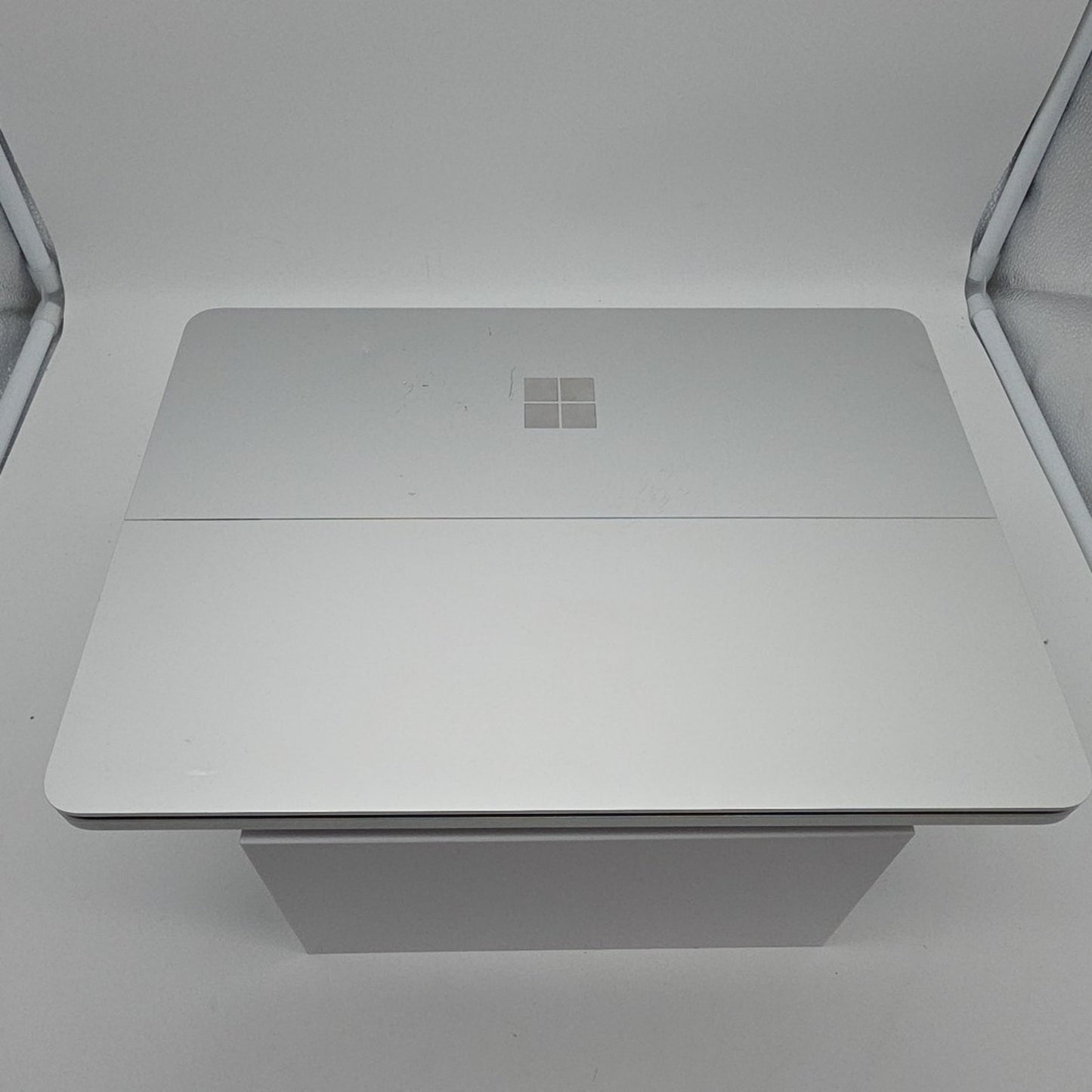 Microsoft - Surface Laptop Studio 2 - 14.4"- Intel Core i7 - 16GB - Rtx4050 L79
