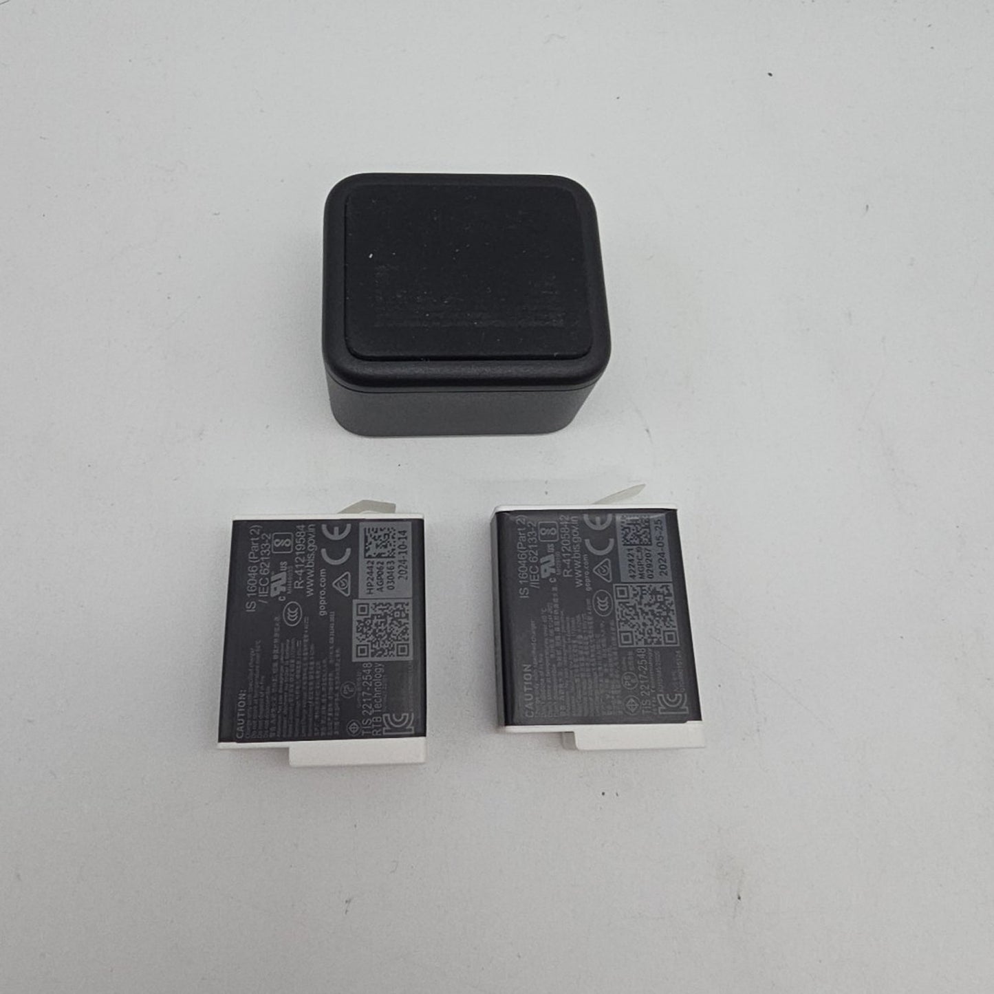 Dual Battery Charger 2 Enduro Batteries for HERO 12 11 10 9 Black GoPro