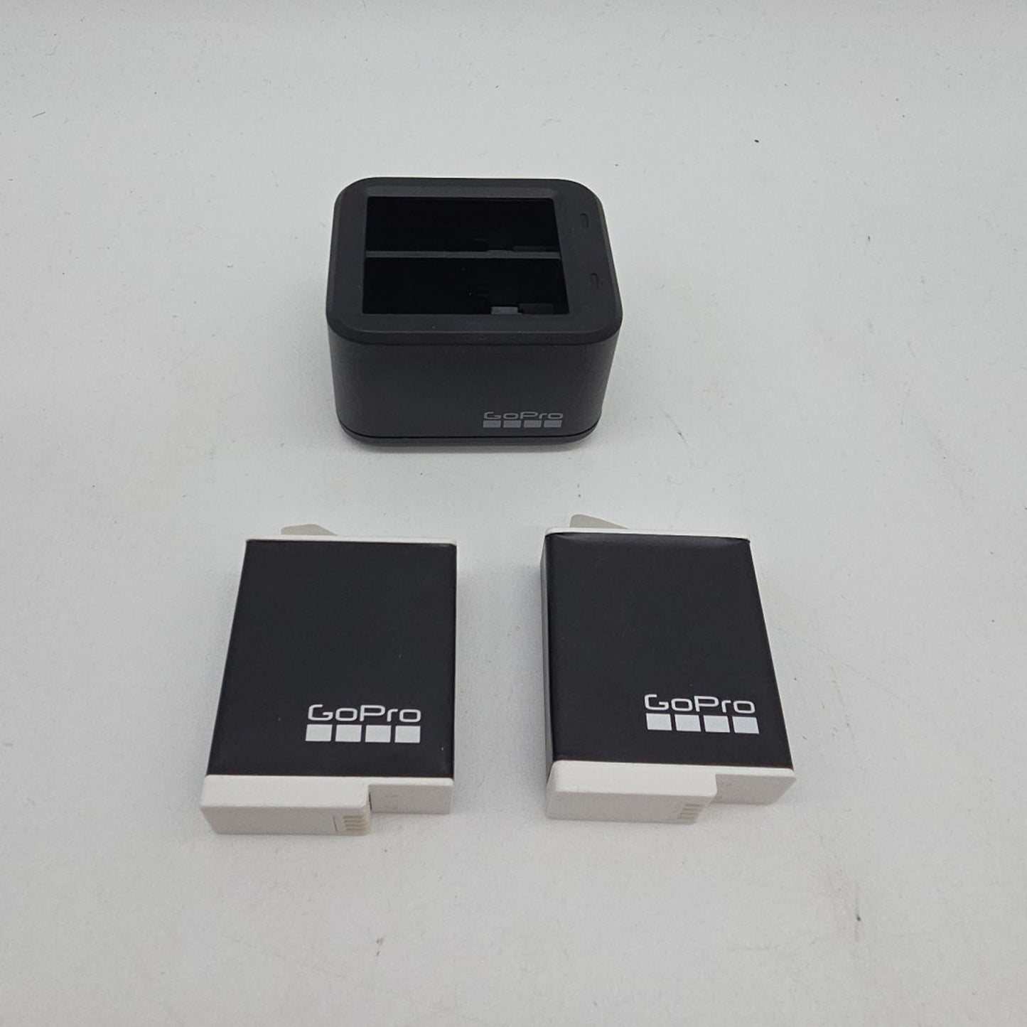 Dual Battery Charger 2 Enduro Batteries for HERO 12 11 10 9 Black GoPro