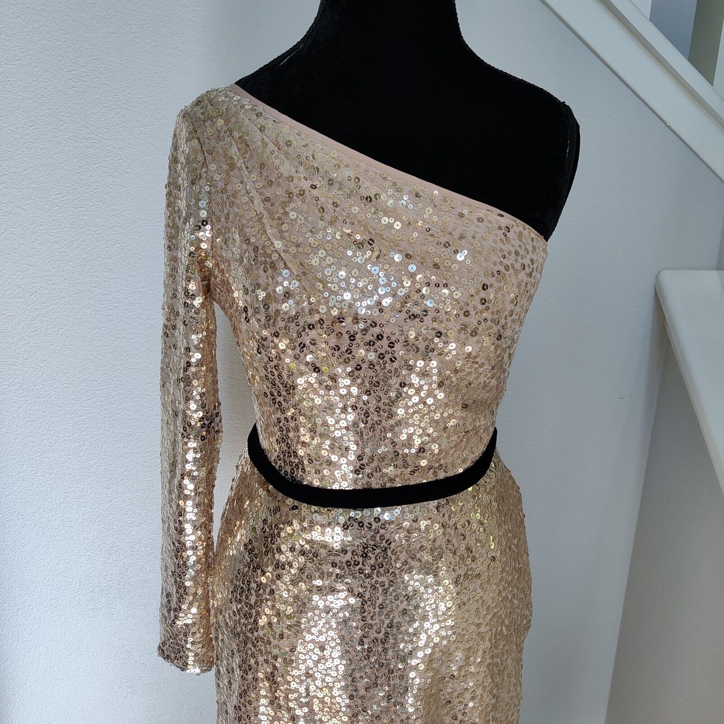 Marchesa Notte Dress Size 4 Champagne Gold Sequin One Shoulder