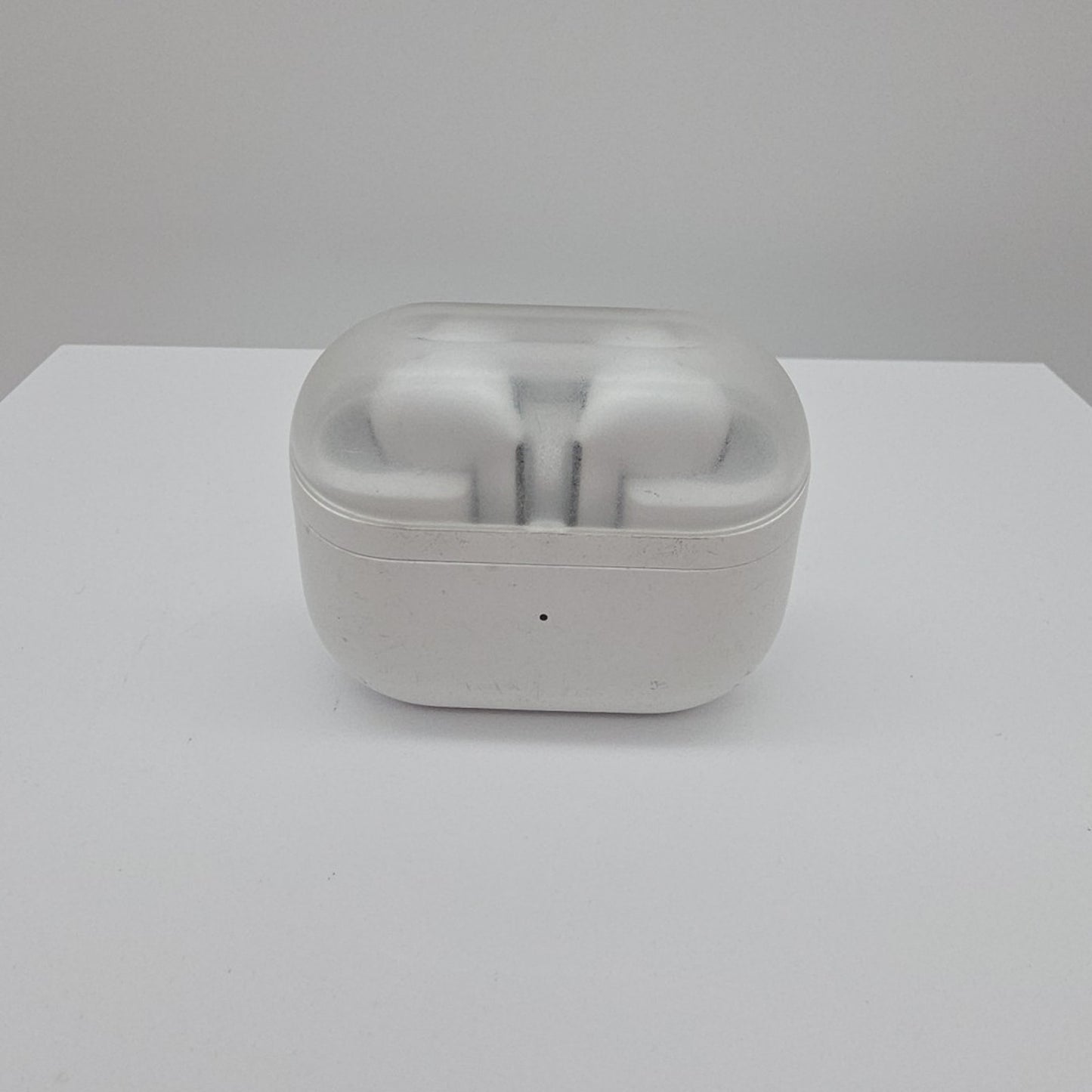 Samsung Galaxy Buds3 Pro SM-R630 Wireless Earbud Headphones - White Grade C