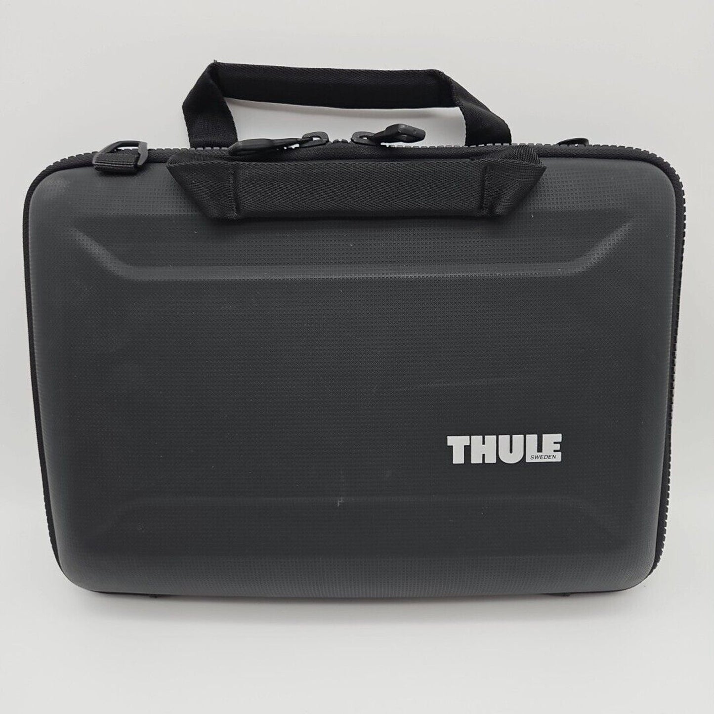 Thule Gauntlet 4 Attache Briefcase for 13" 14" Macbook Pro & MacBook air