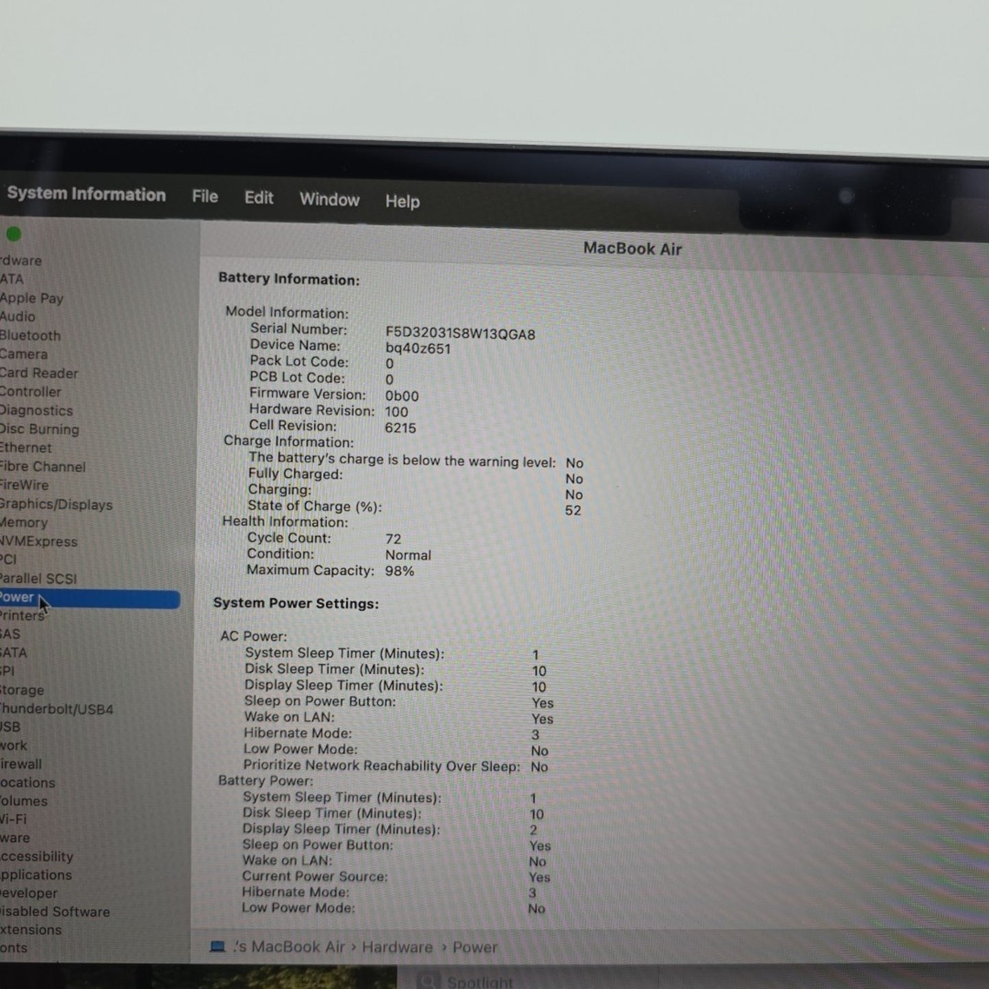 Apple MacBook Air 13.6" (256GB SSD, M2, 8GB) Laptop MLXW3LL/A L136