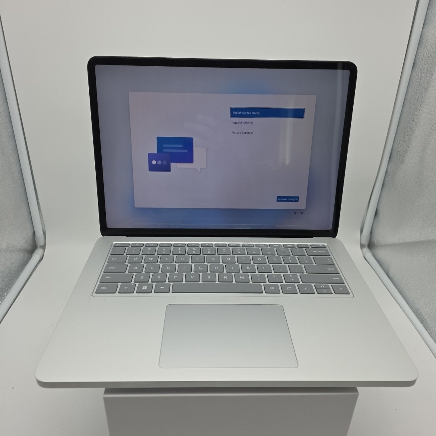 Microsoft - Surface Laptop Studio 2 - 14.4"- Intel Core i7 - 16GB - Rtx4050 L79